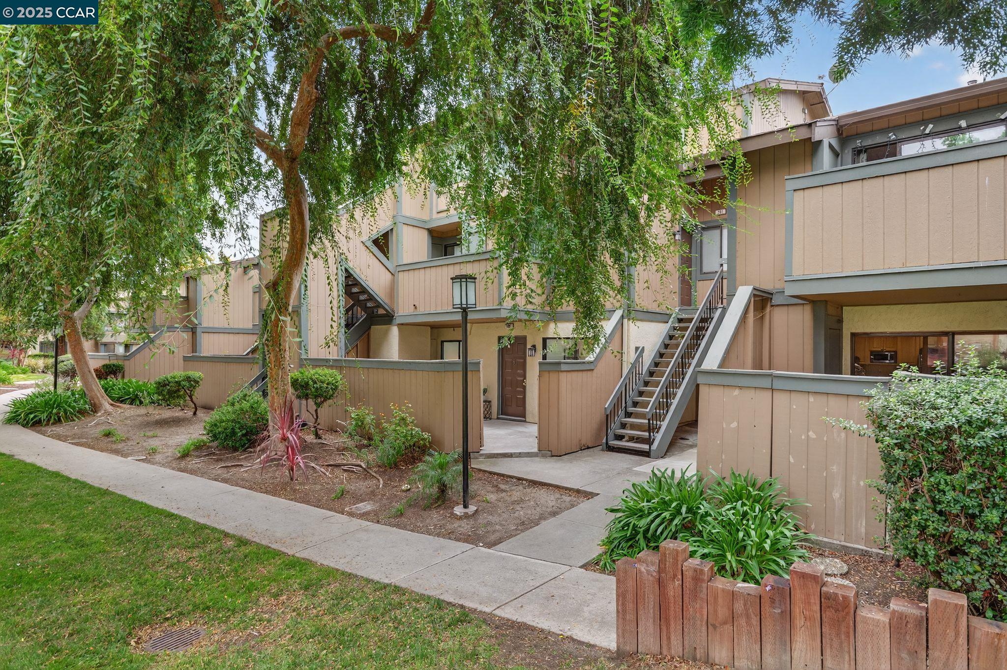 Photo #1: 41115585 Listing: Photo #1