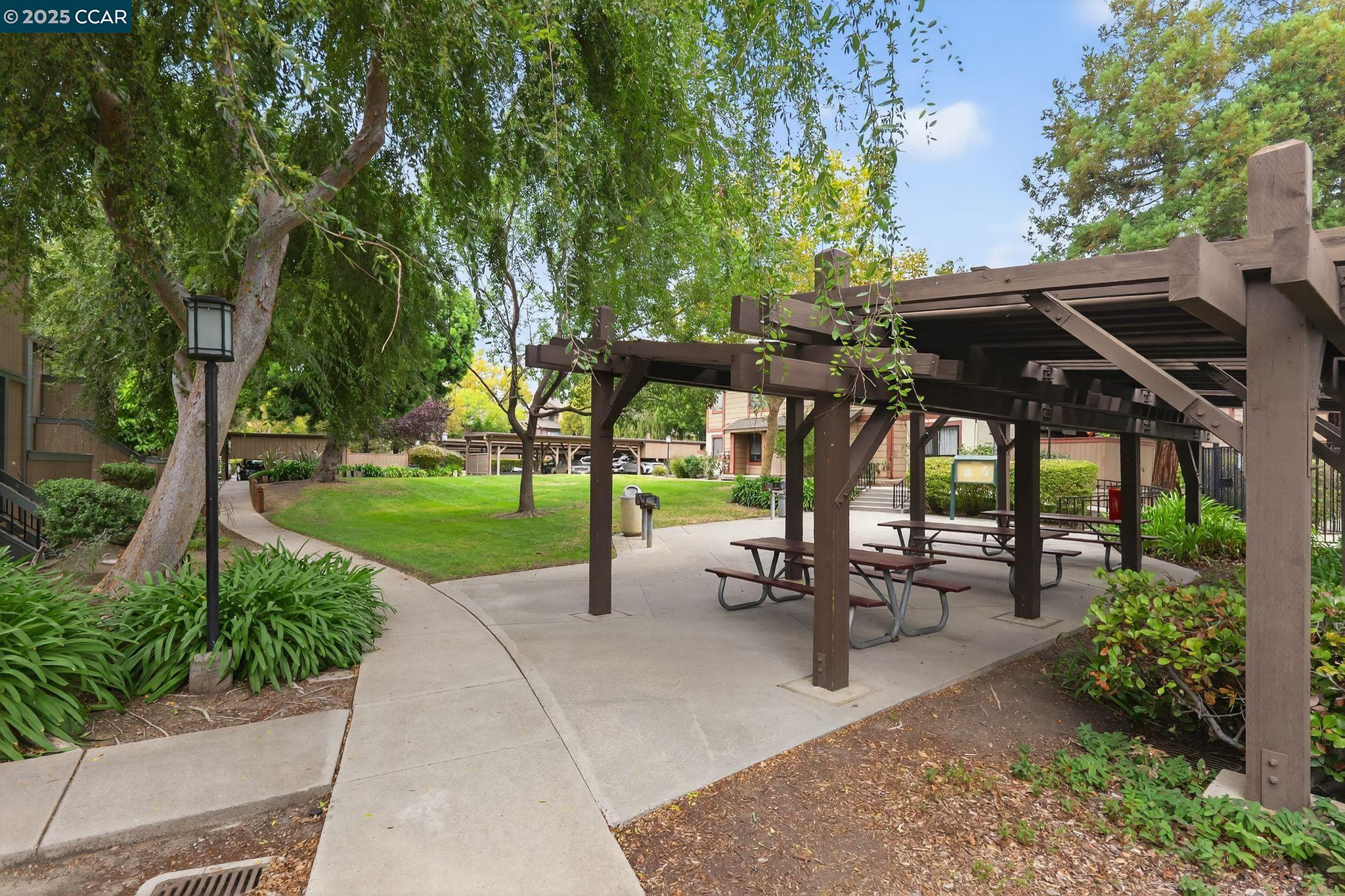 Photo #25: 41115585 Listing: Photo #25