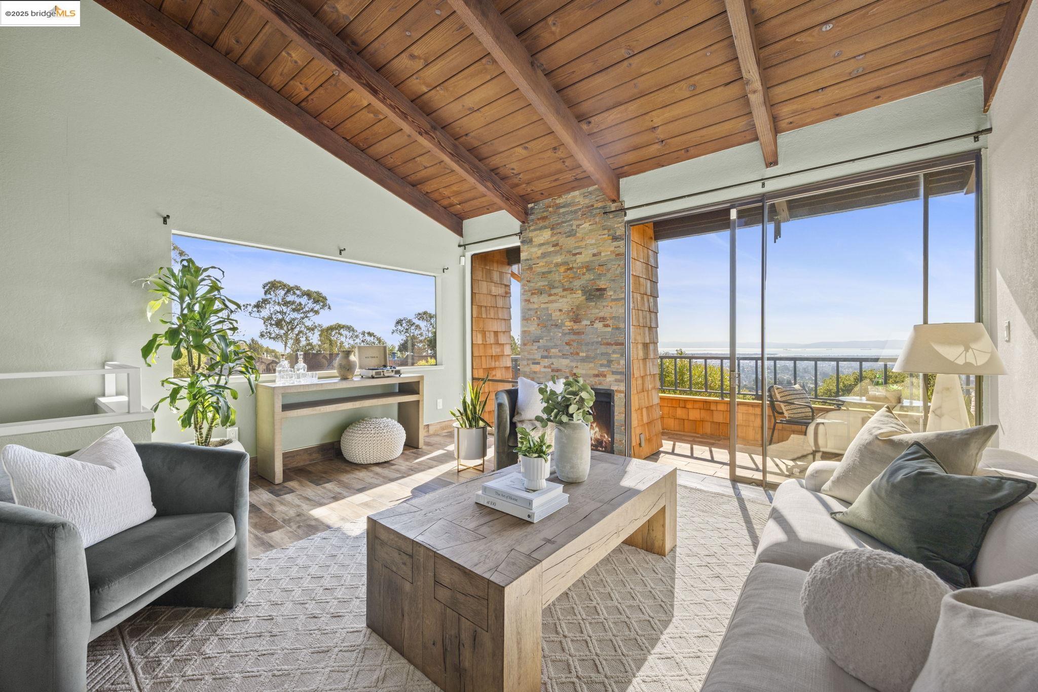 Photo #2: 41115588 Listing: Photo #2
