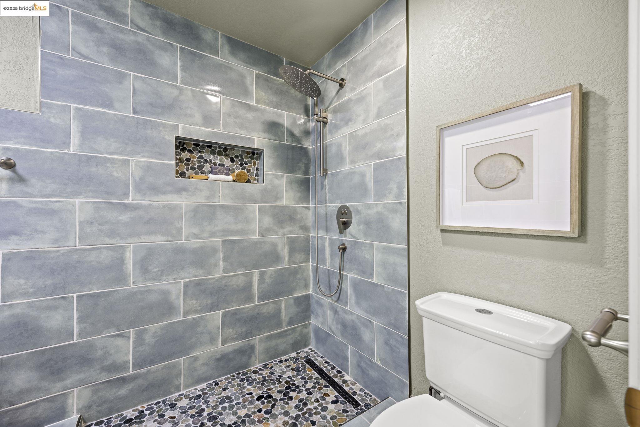 Photo #38: 41115588 Listing: Photo #38