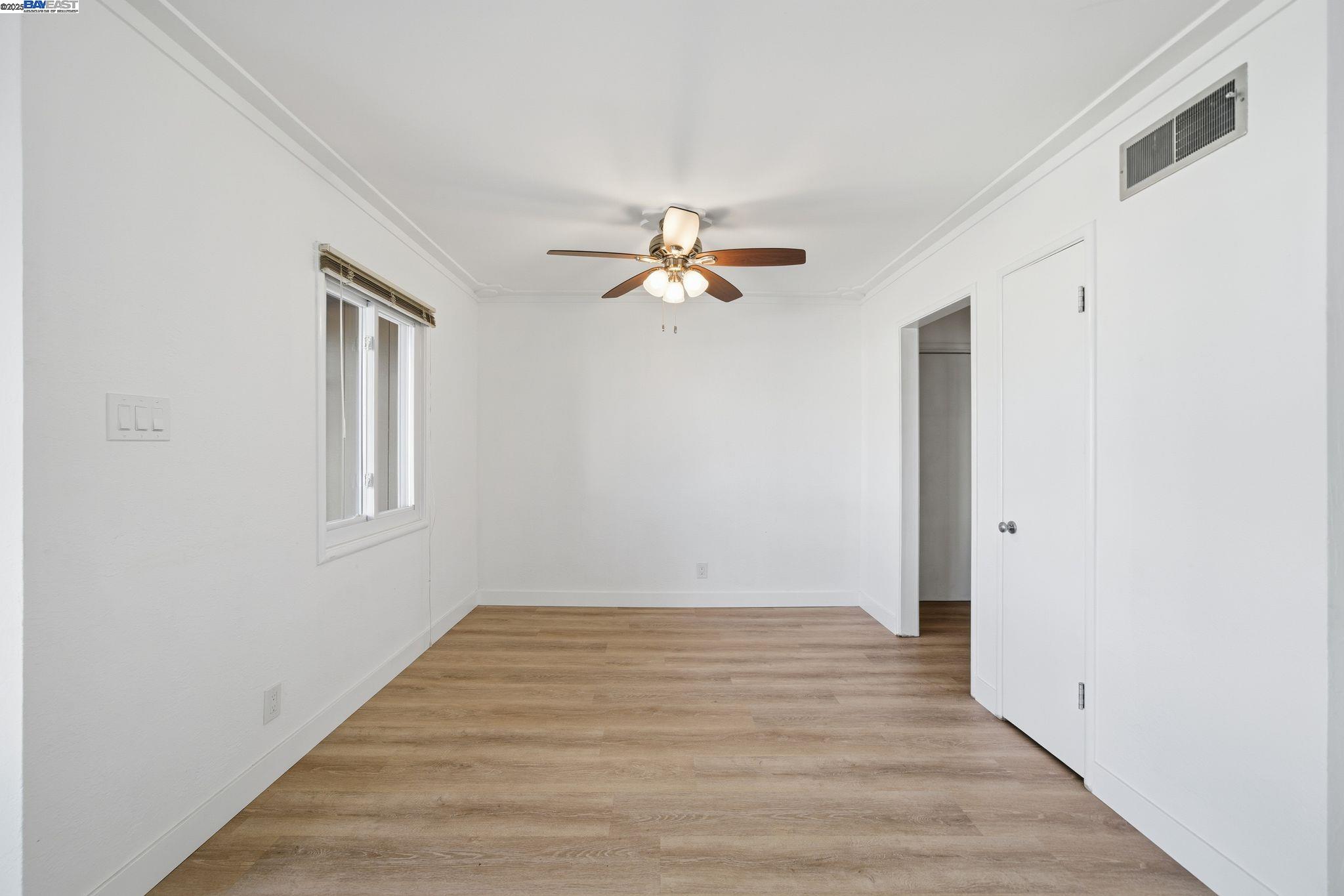 Detail Gallery Image 5 of 12 For 19837 Waverly Ave, San Lorenzo,  CA 94541 - 3 Beds | 1/1 Baths