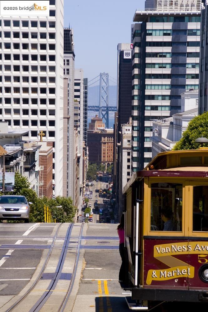 Detail Gallery Image 27 of 32 For 49a Auburn Street, San Francisco,  CA 94133 - 2 Beds | 1 Baths