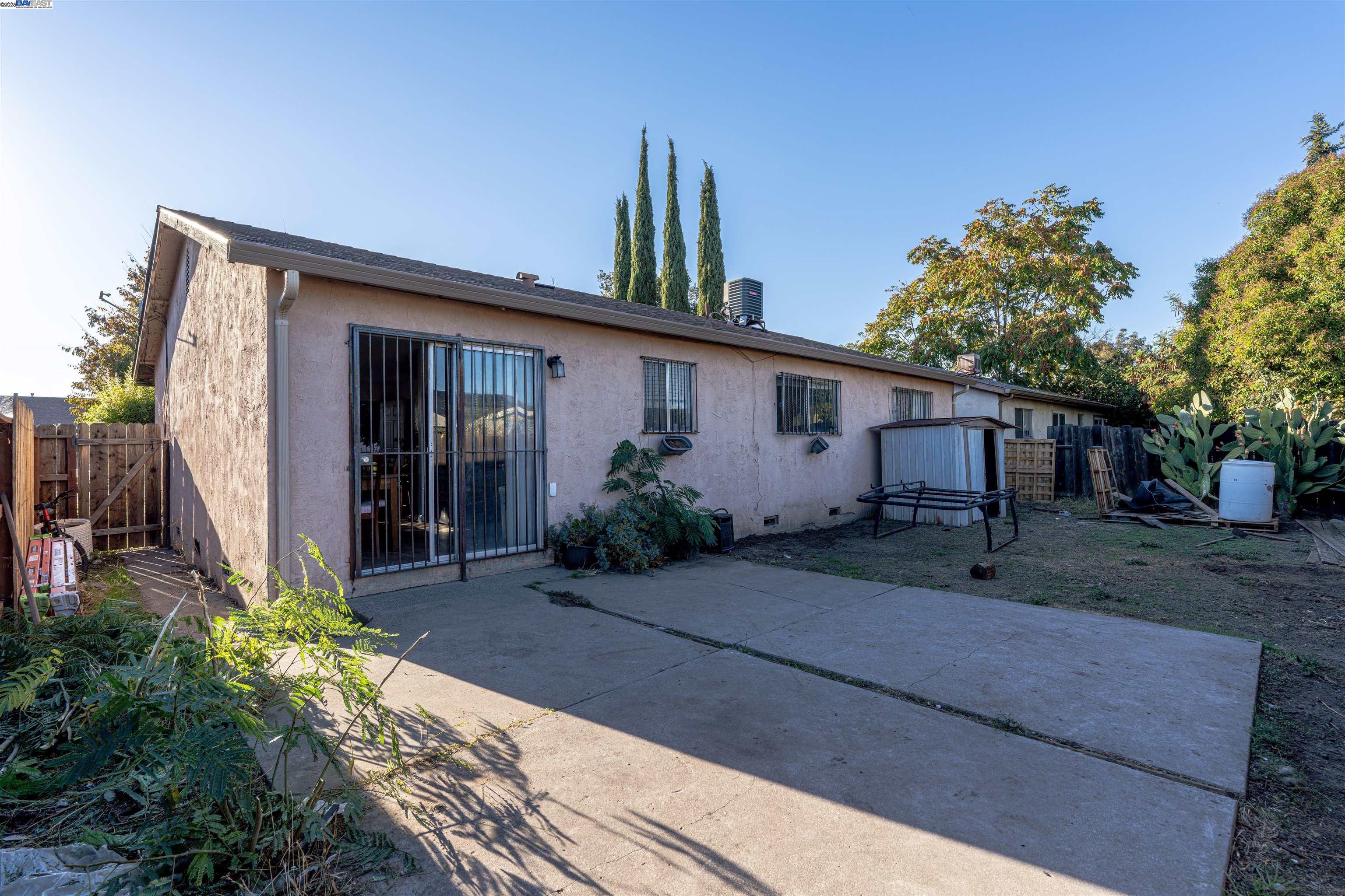 Detail Gallery Image 31 of 31 For 3338 Zamora Way, Stockton,  CA 95206 - 3 Beds | 1/1 Baths