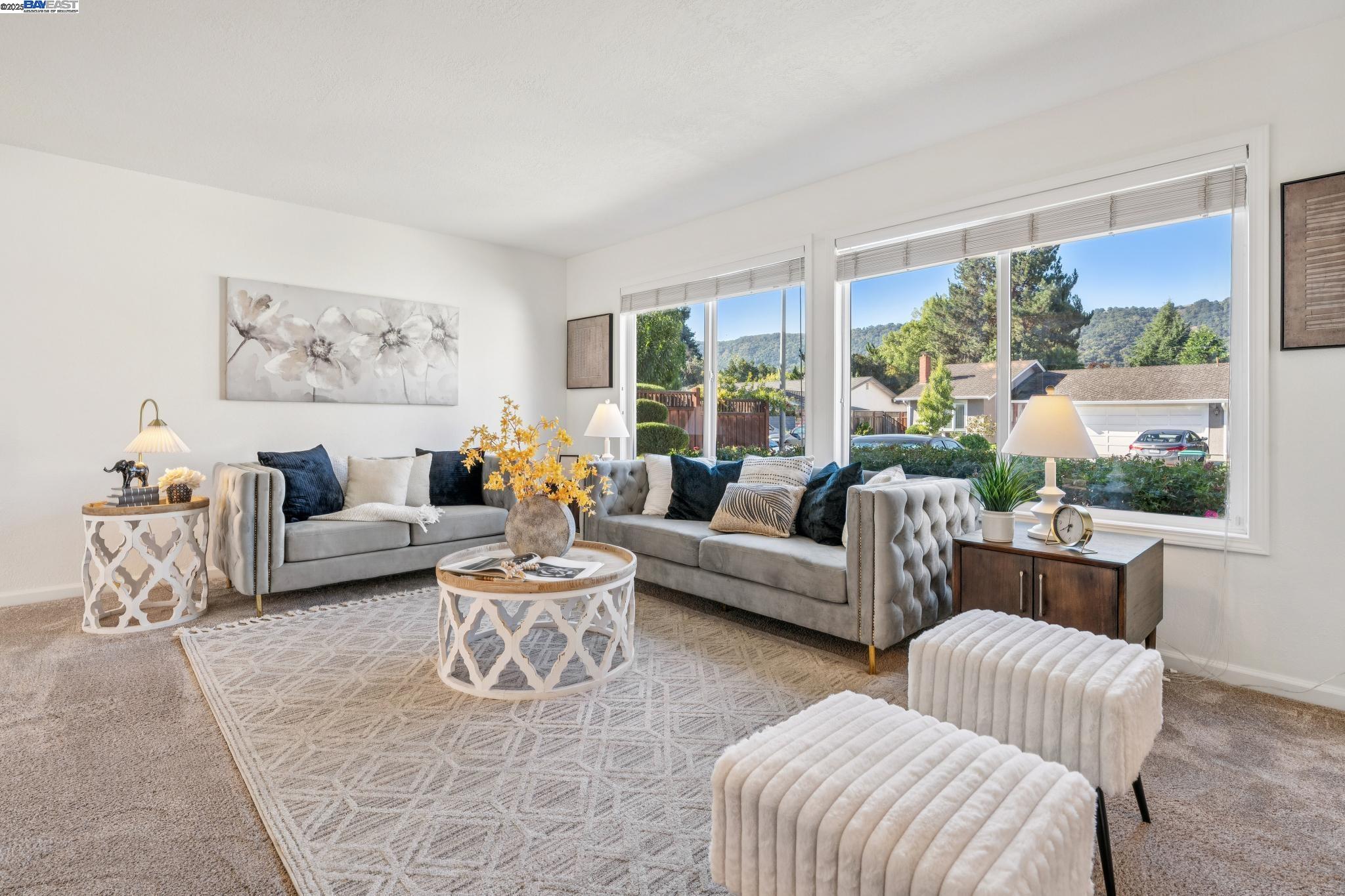 Detail Gallery Image 5 of 47 For 2545 Corte Rivera, Pleasanton,  CA 94566 - 5 Beds | 2/1 Baths