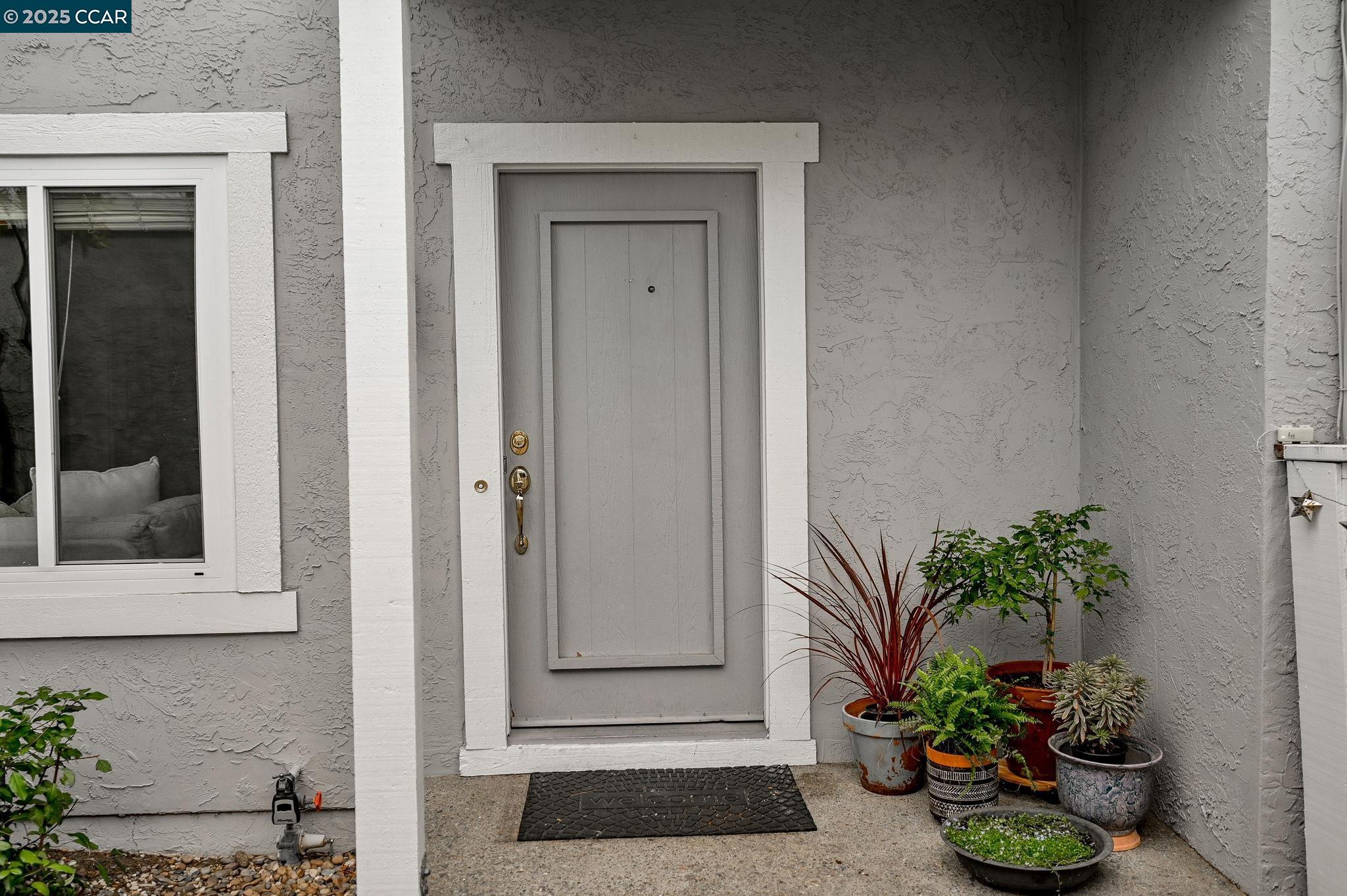 Photo #2: 41115606 Listing: Photo #2