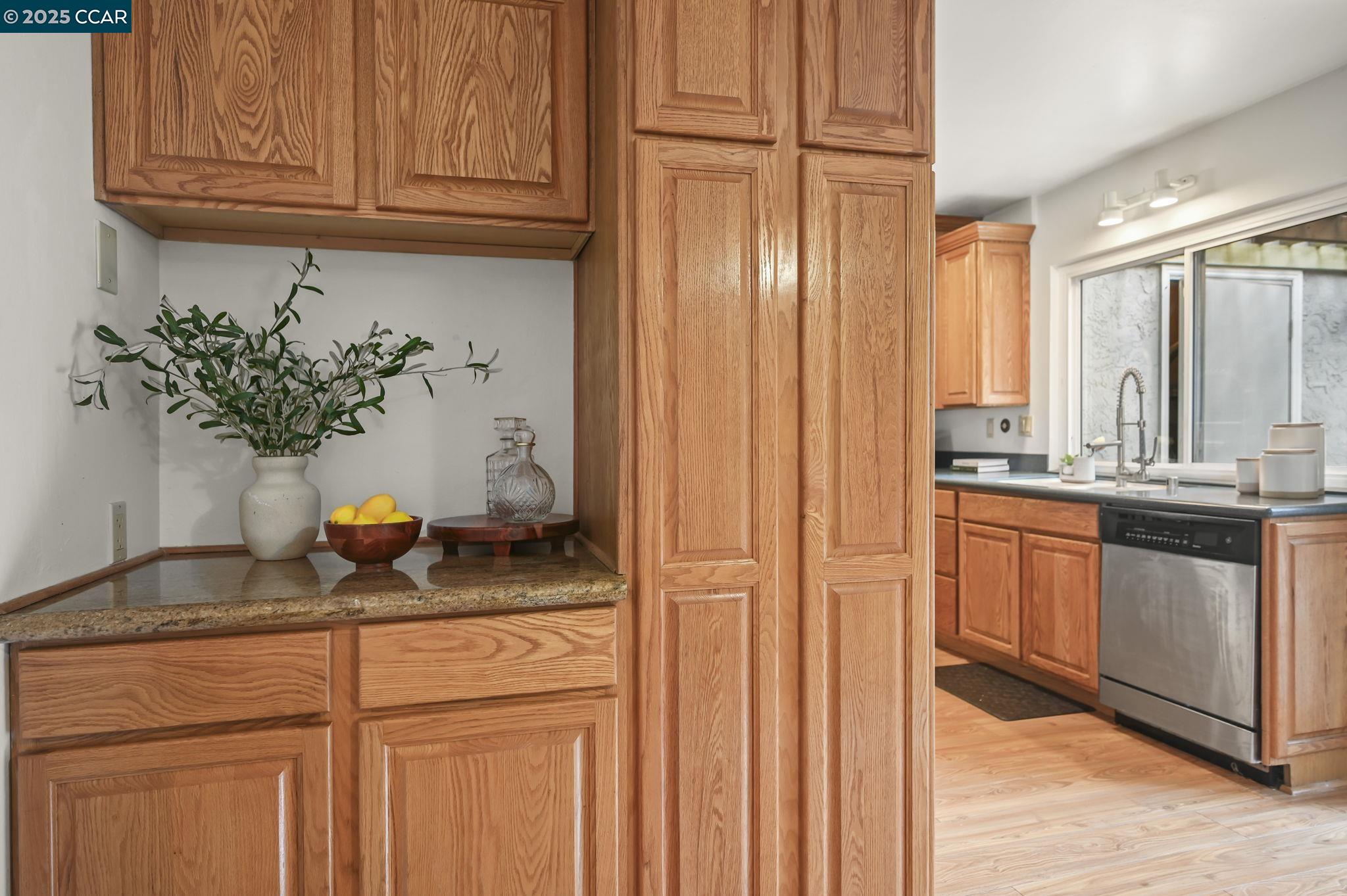 Photo #12: 41115606 Listing: Photo #12