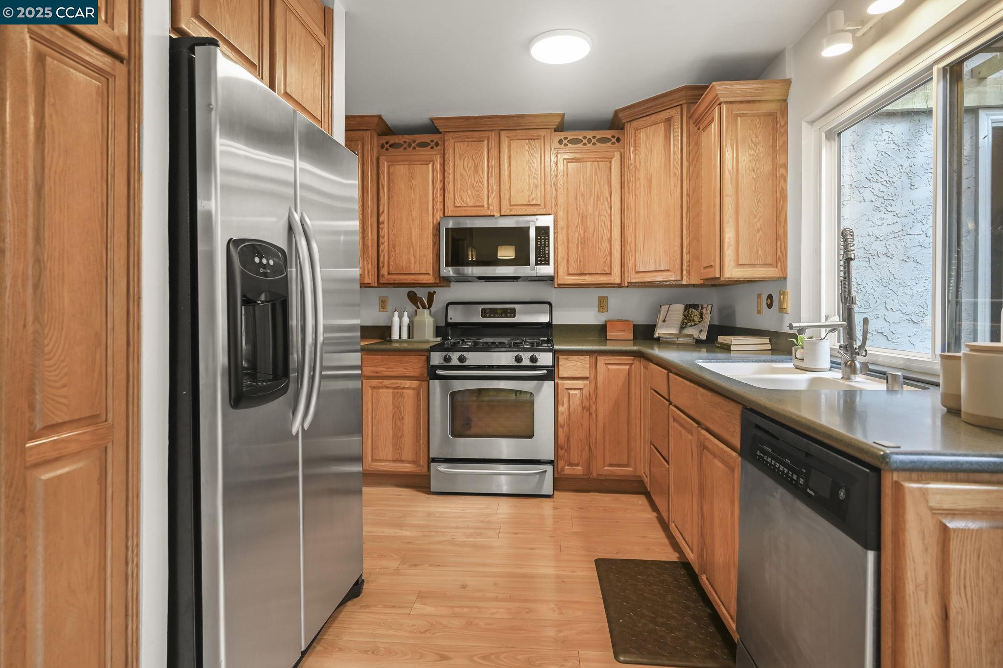 Photo #8: 41115606 Listing: Photo #8