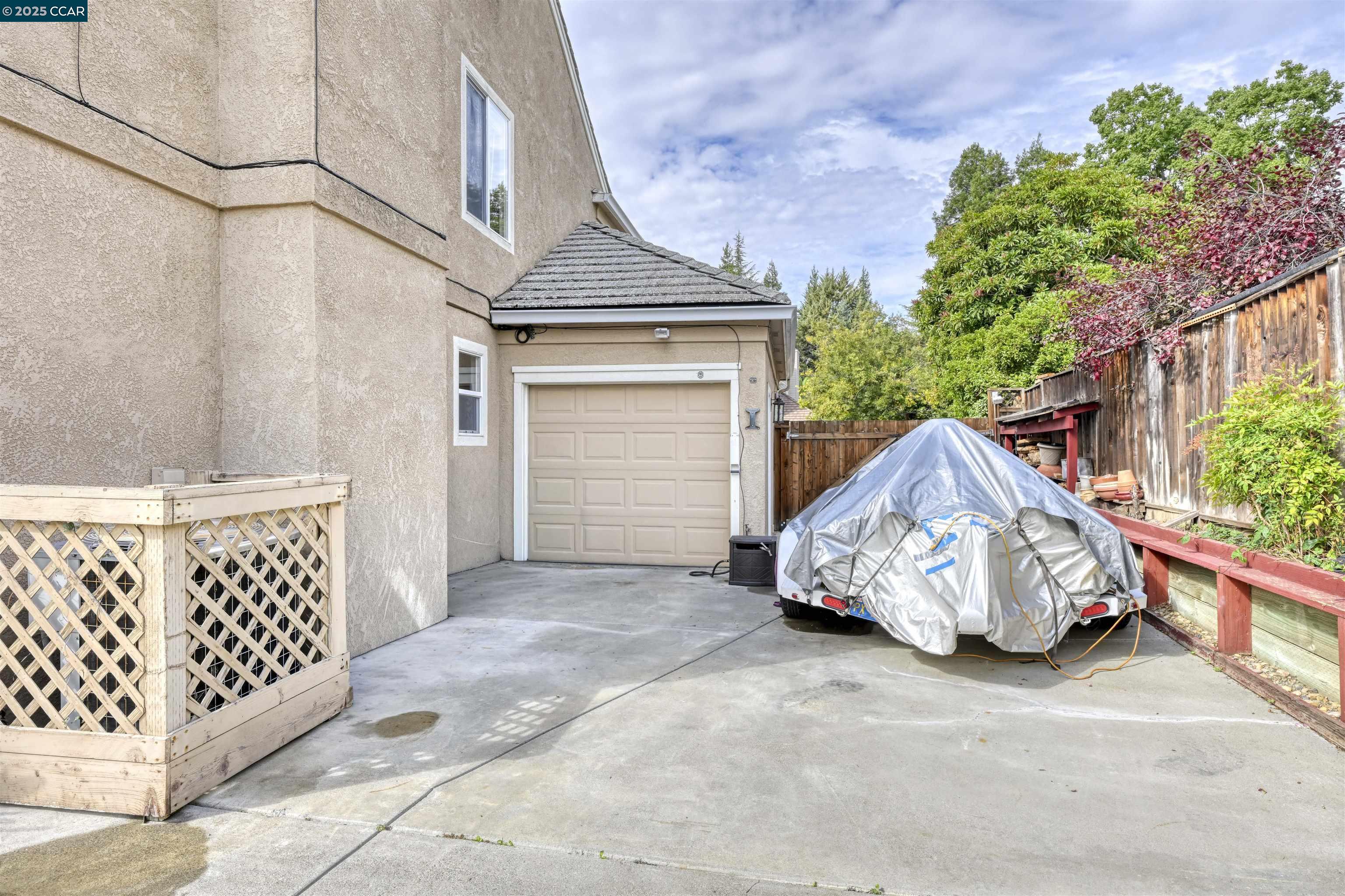 Detail Gallery Image 14 of 44 For 713 Tennyson Dr, Livermore,  CA 94551 - 4 Beds | 2/1 Baths