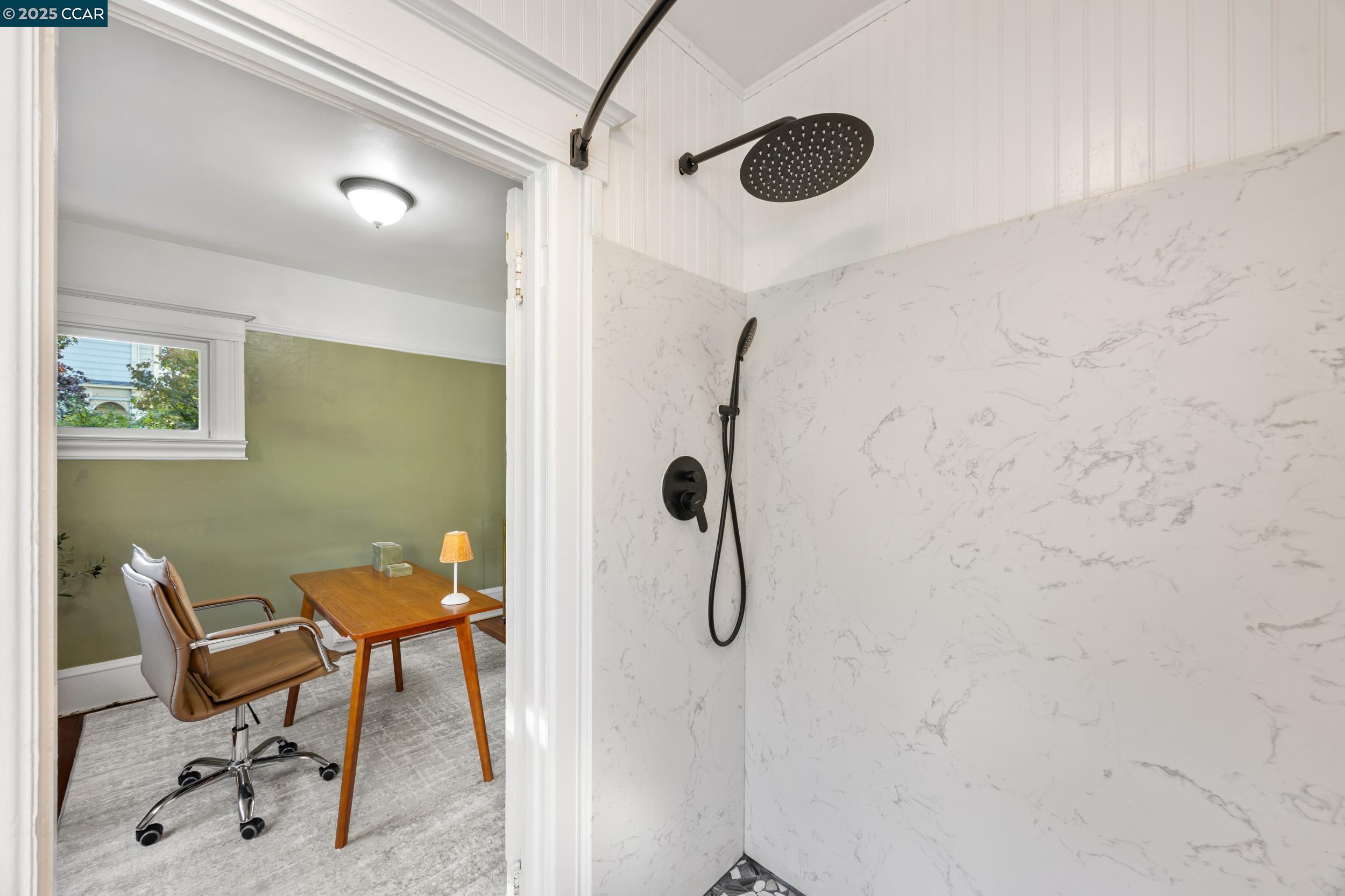 Detail Gallery Image 16 of 44 For 901 San Antonio Ave, Alameda,  CA 94501 - 2 Beds | 1 Baths