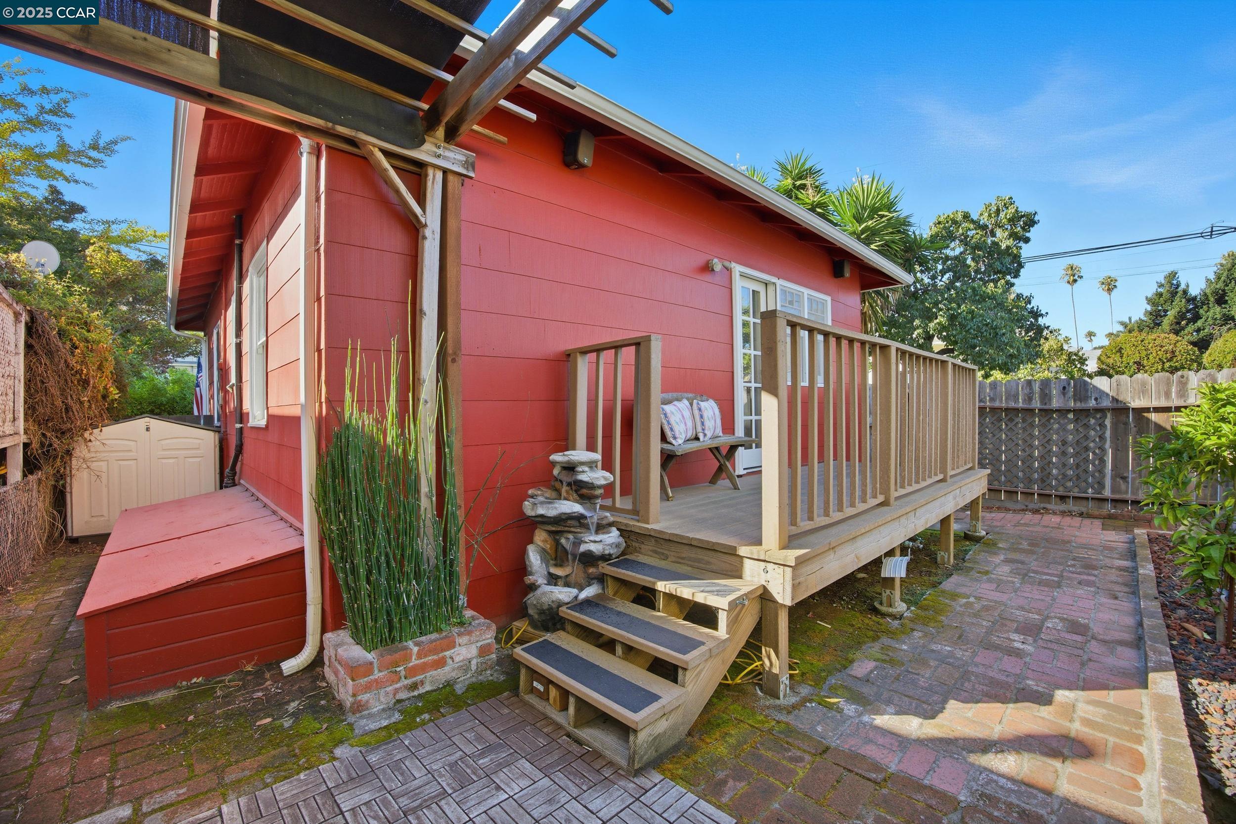 Detail Gallery Image 36 of 44 For 901 San Antonio Ave, Alameda,  CA 94501 - 2 Beds | 1 Baths