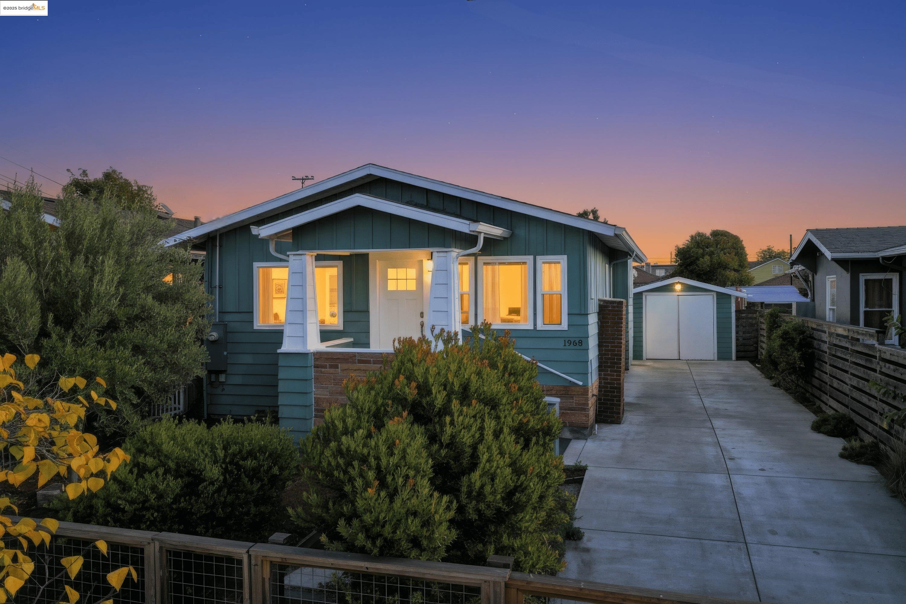 Front Image Thumbnail for EB41115612