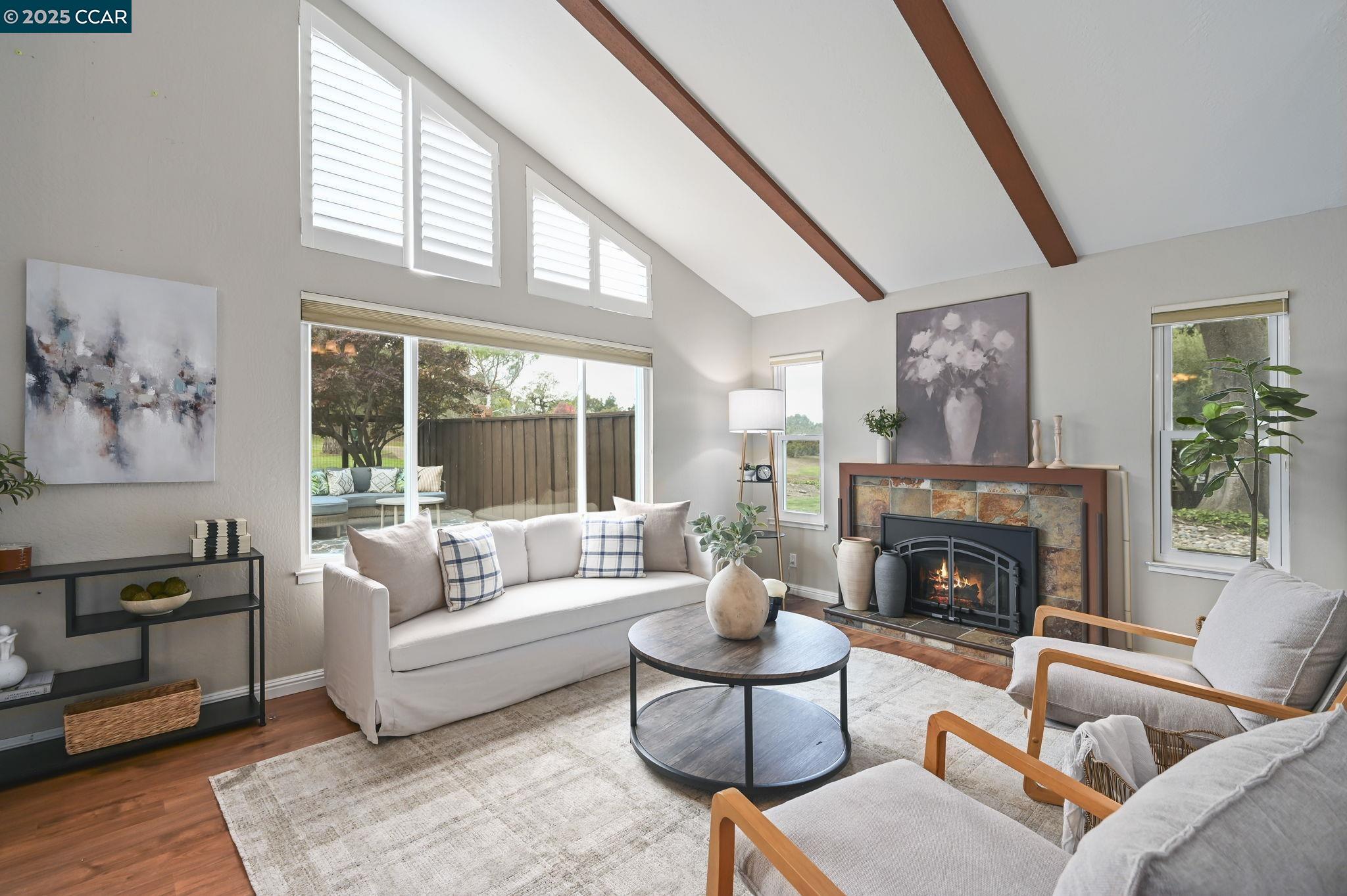 Photo #3: 41115613 Listing: Photo #3