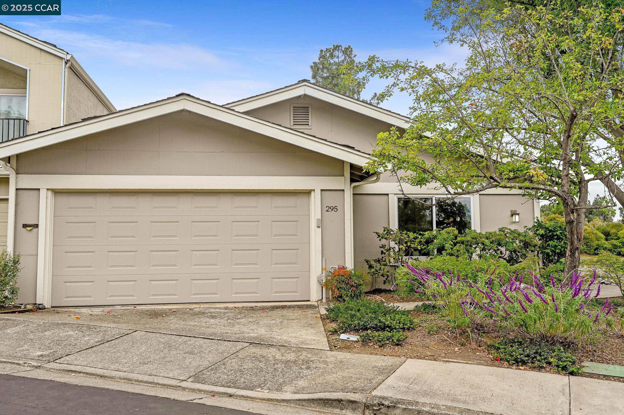 Photo #34: 41115613 Listing: Photo #34