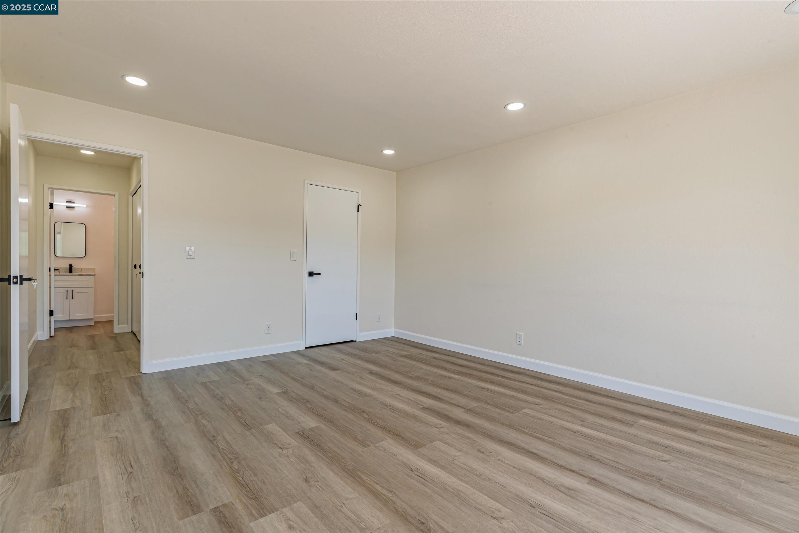 Detail Gallery Image 29 of 54 For 25676 University Ct #323,  Hayward,  CA 94542 - 3 Beds | 2 Baths