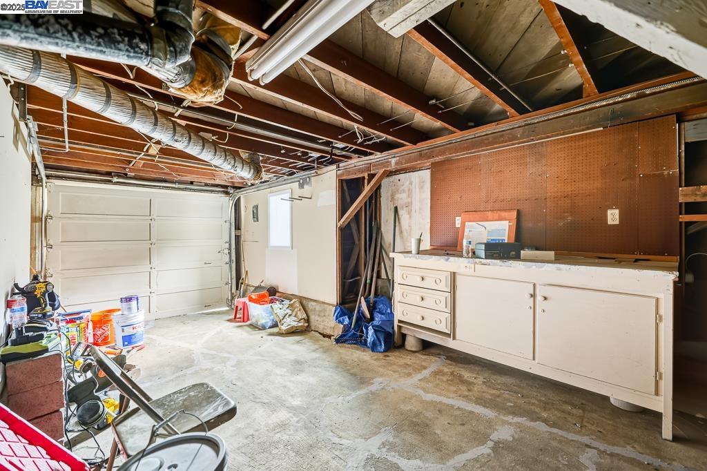 Detail Gallery Image 44 of 52 For 2592 Miramar Ave, Castro Valley,  CA 94546 - 3 Beds | 1 Baths