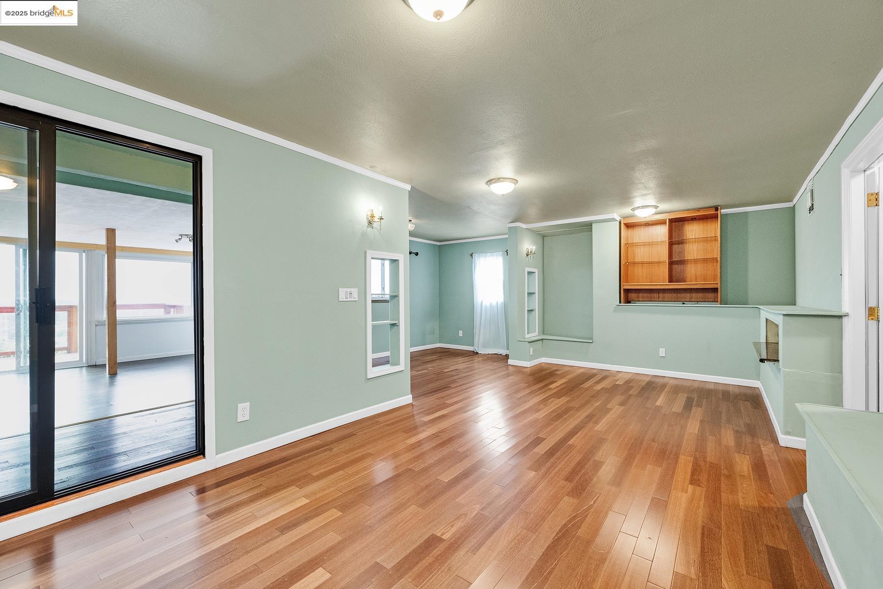 Detail Gallery Image 20 of 38 For 6933 Simson Street, Oakland,  CA 94605 - 3 Beds | 4 Baths