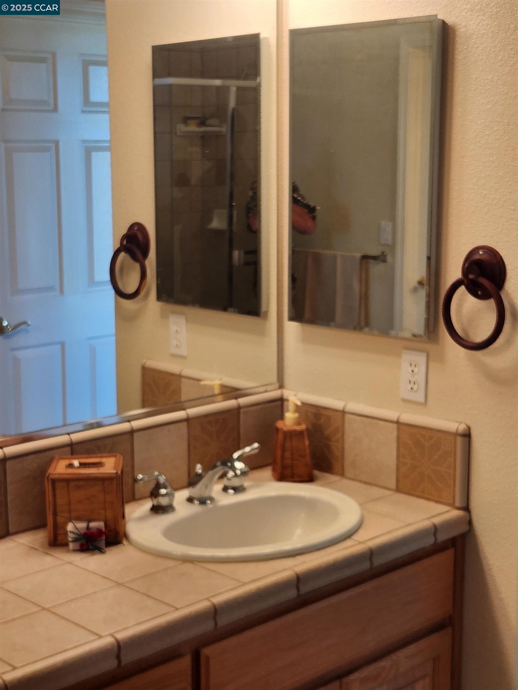 Detail Gallery Image 12 of 33 For 288 Mitchell Lake Ln, Copperopolis,  CA 95228 - 3 Beds | 2 Baths