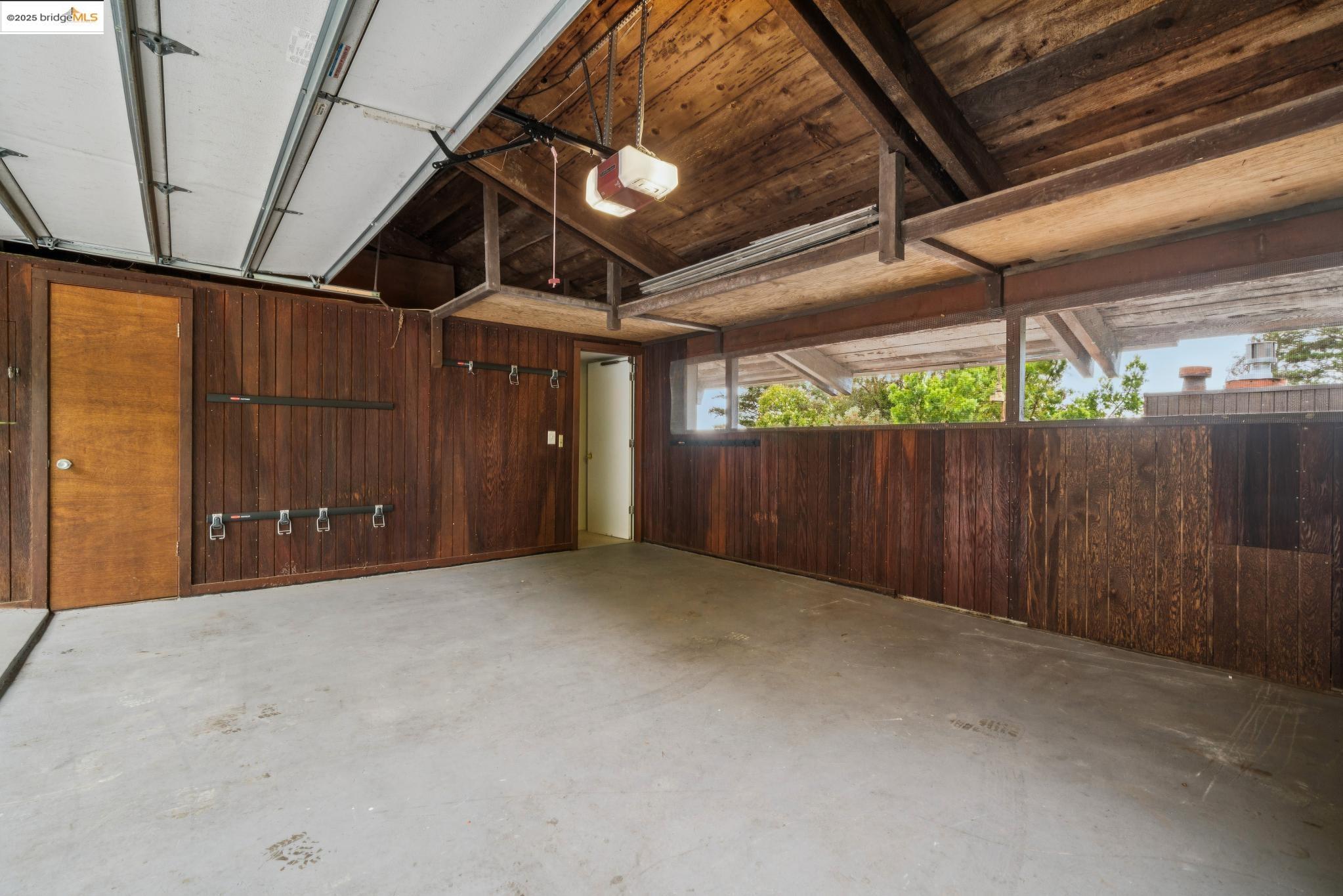 Detail Gallery Image 48 of 60 For 2835 Morley Dr, Oakland,  CA 94611 - 5 Beds | 3 Baths