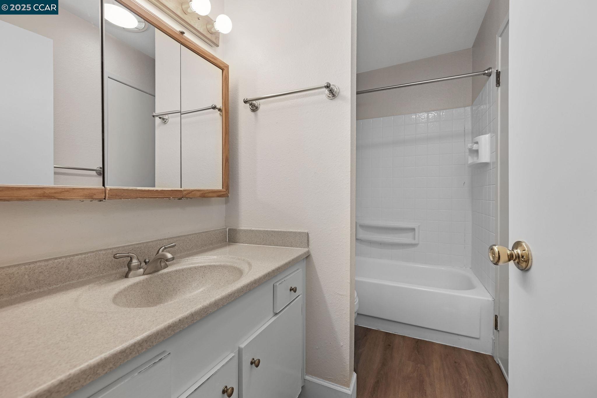 Detail Gallery Image 21 of 28 For 3268 Marlene Drive, Lafayette,  CA 94549-4724 - 3 Beds | 1/1 Baths