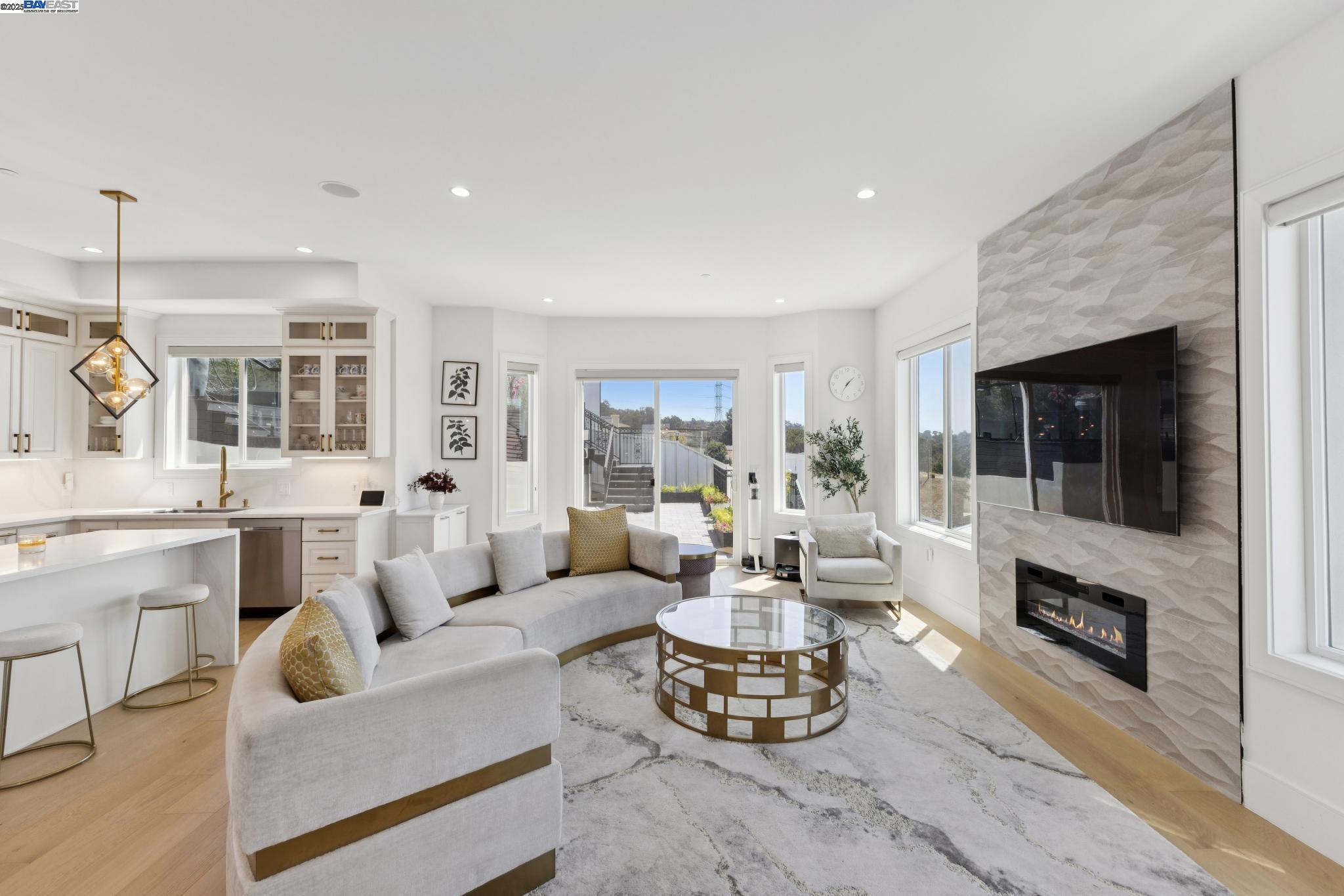 Detail Gallery Image 18 of 60 For 3606 Sarita St, Hayward,  CA 94542 - 4 Beds | 4/1 Baths