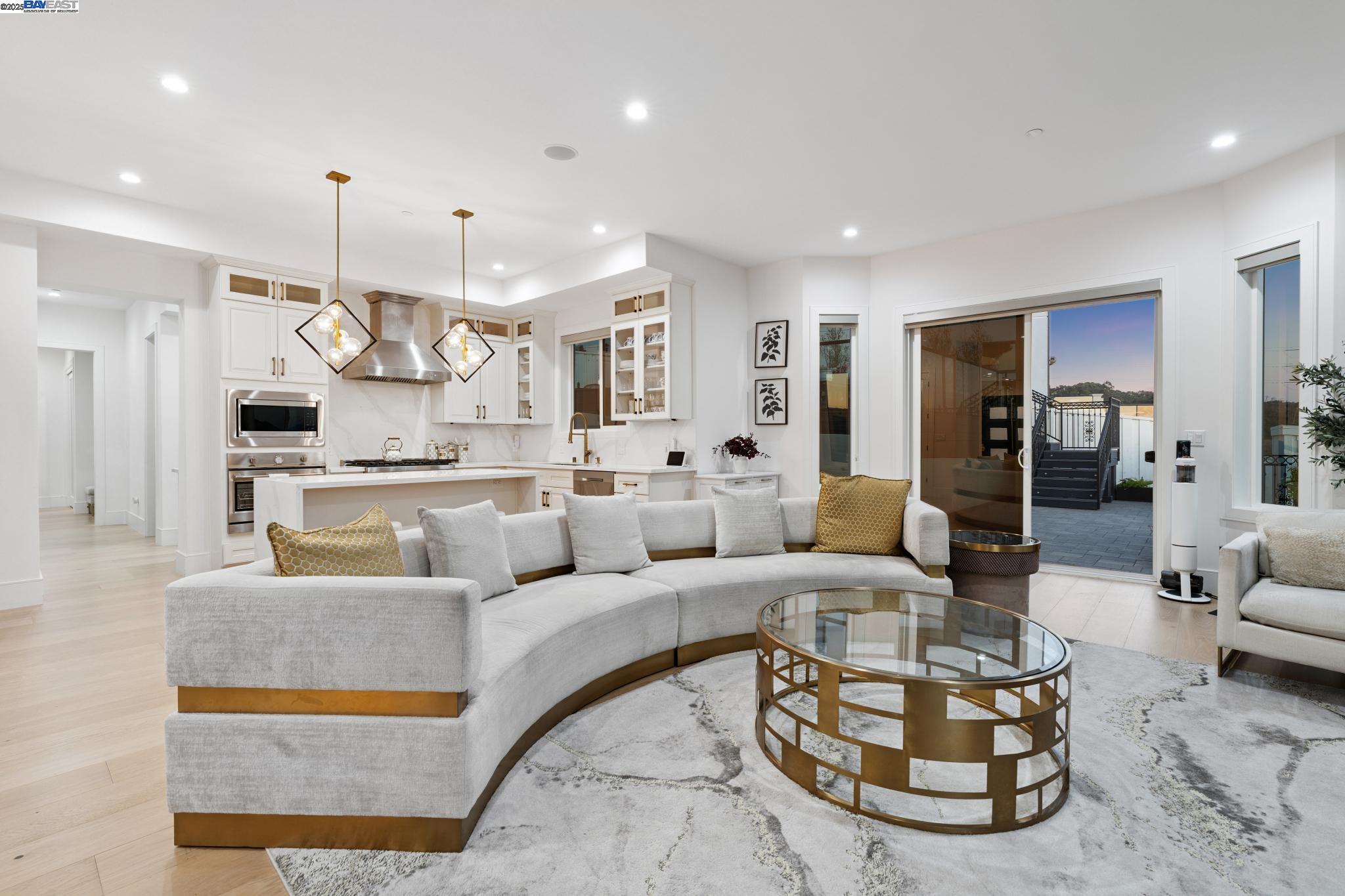 Detail Gallery Image 19 of 60 For 3606 Sarita St, Hayward,  CA 94542 - 4 Beds | 4/1 Baths