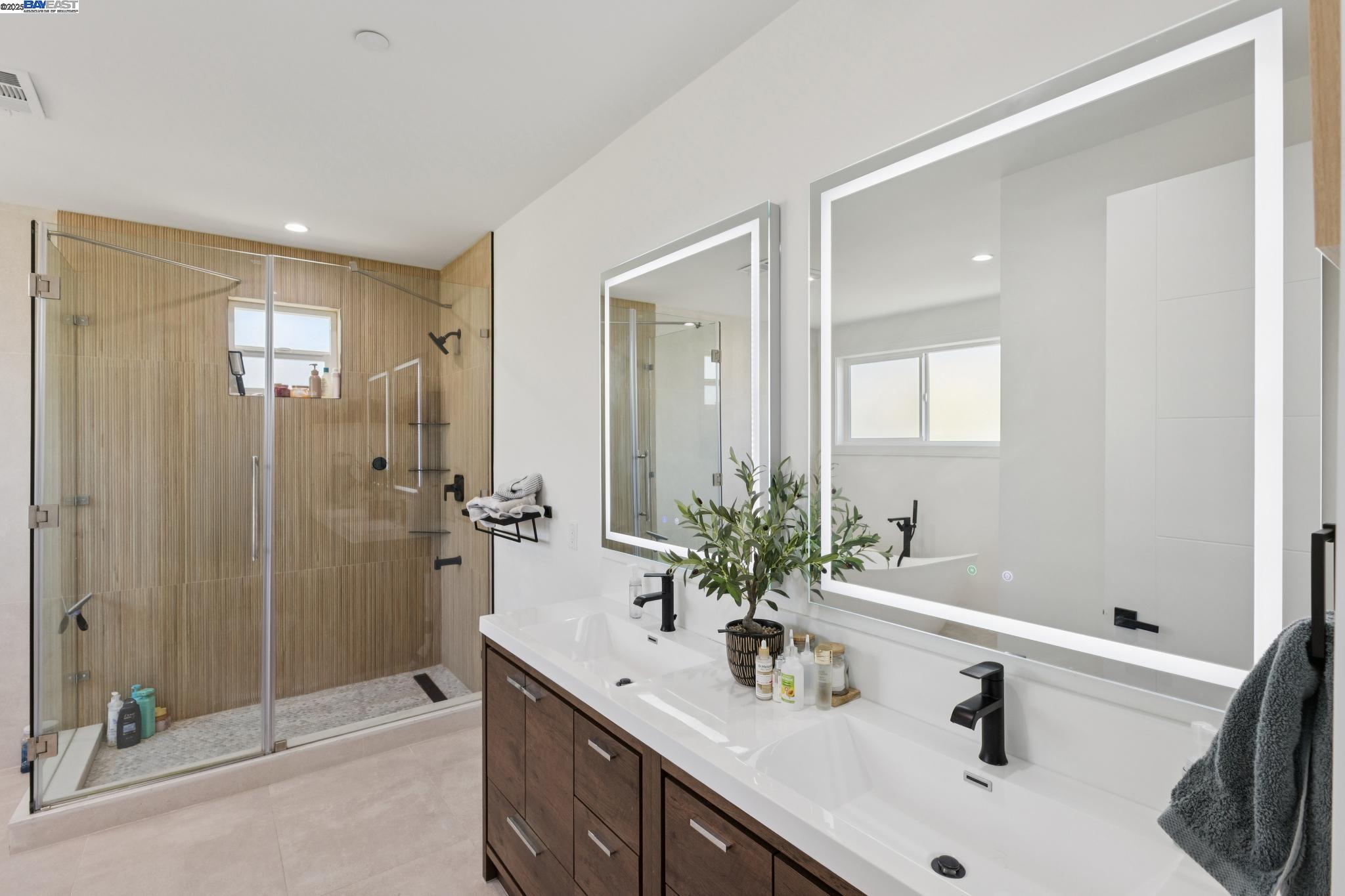 Detail Gallery Image 40 of 60 For 3606 Sarita St, Hayward,  CA 94542 - 4 Beds | 4/1 Baths