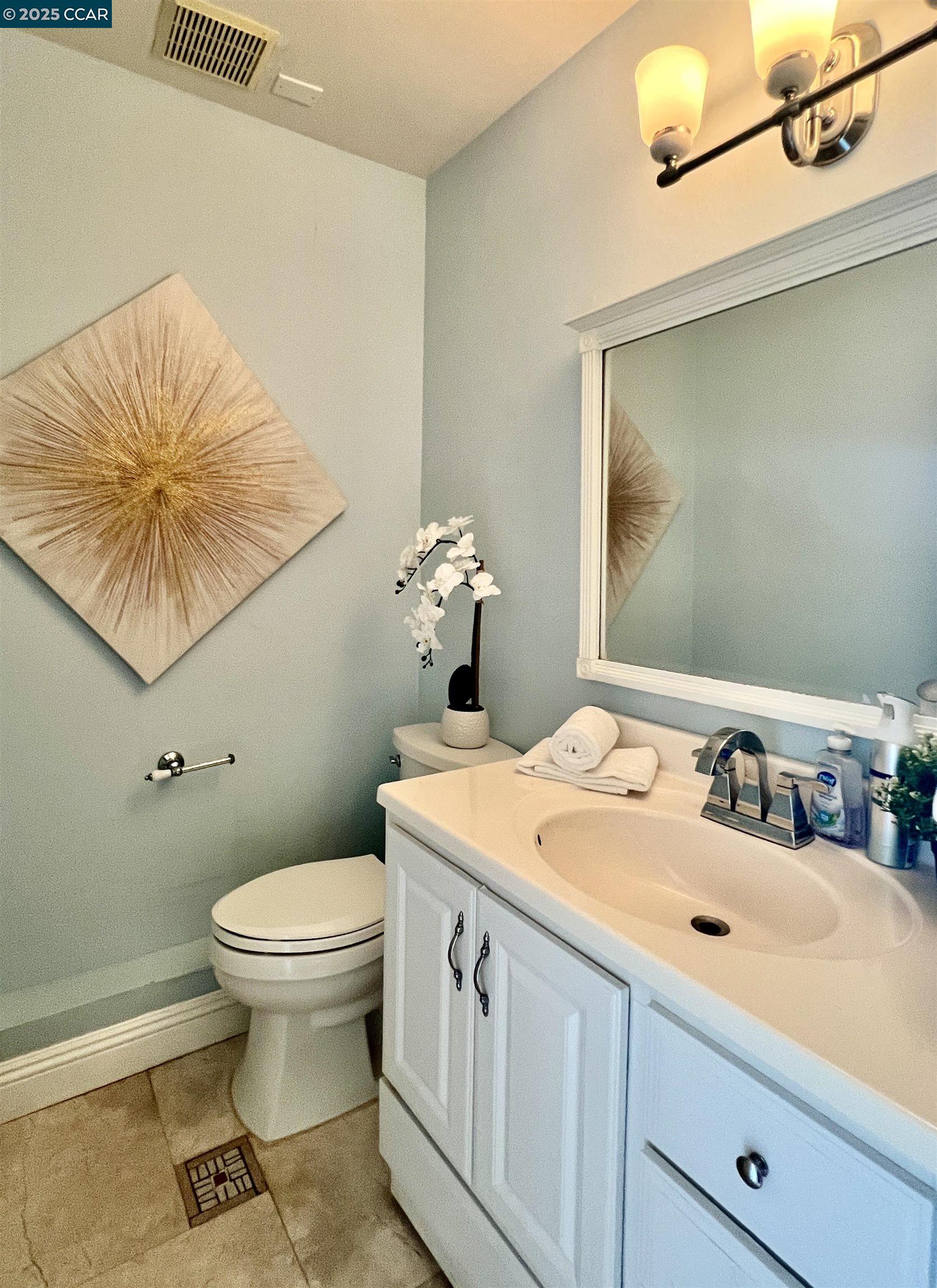 Detail Gallery Image 18 of 60 For 627 Hickey Blvd #D,  Pacifica,  CA 94044 - 2 Beds | 1/1 Baths