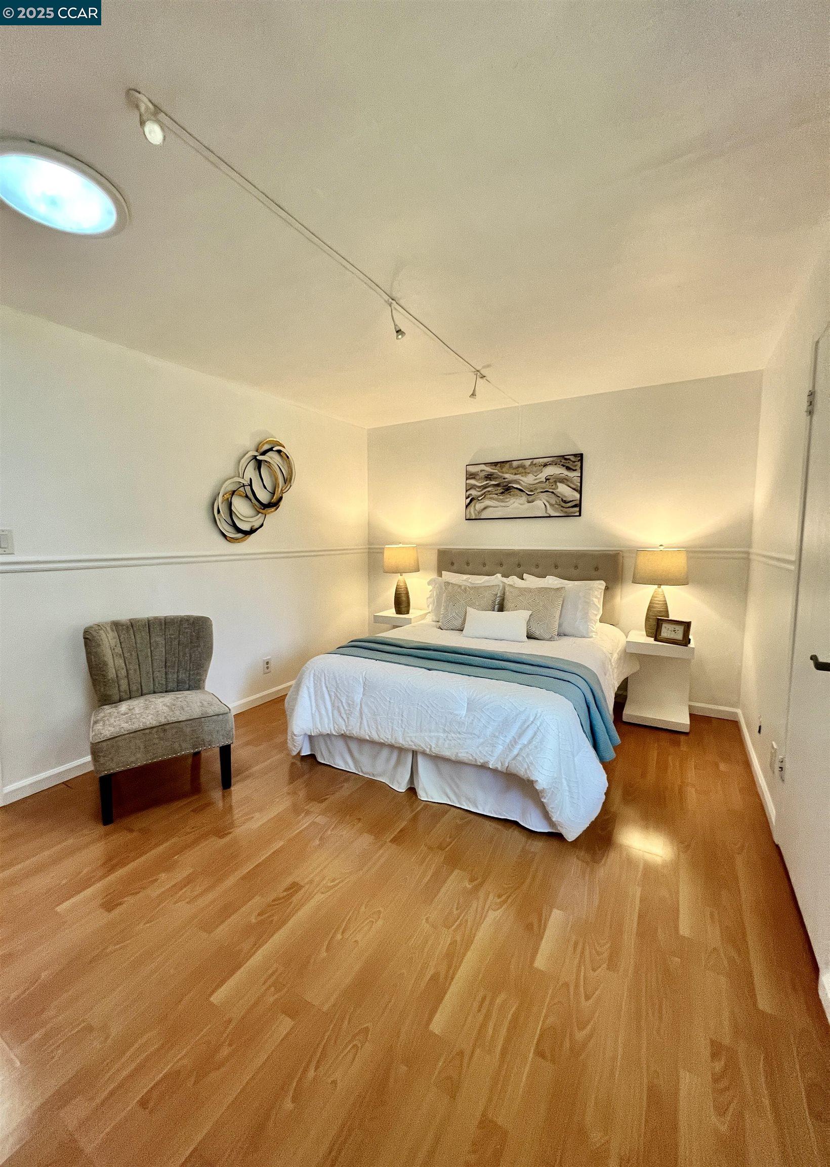 Detail Gallery Image 39 of 60 For 627 Hickey Blvd #D,  Pacifica,  CA 94044 - 2 Beds | 1/1 Baths