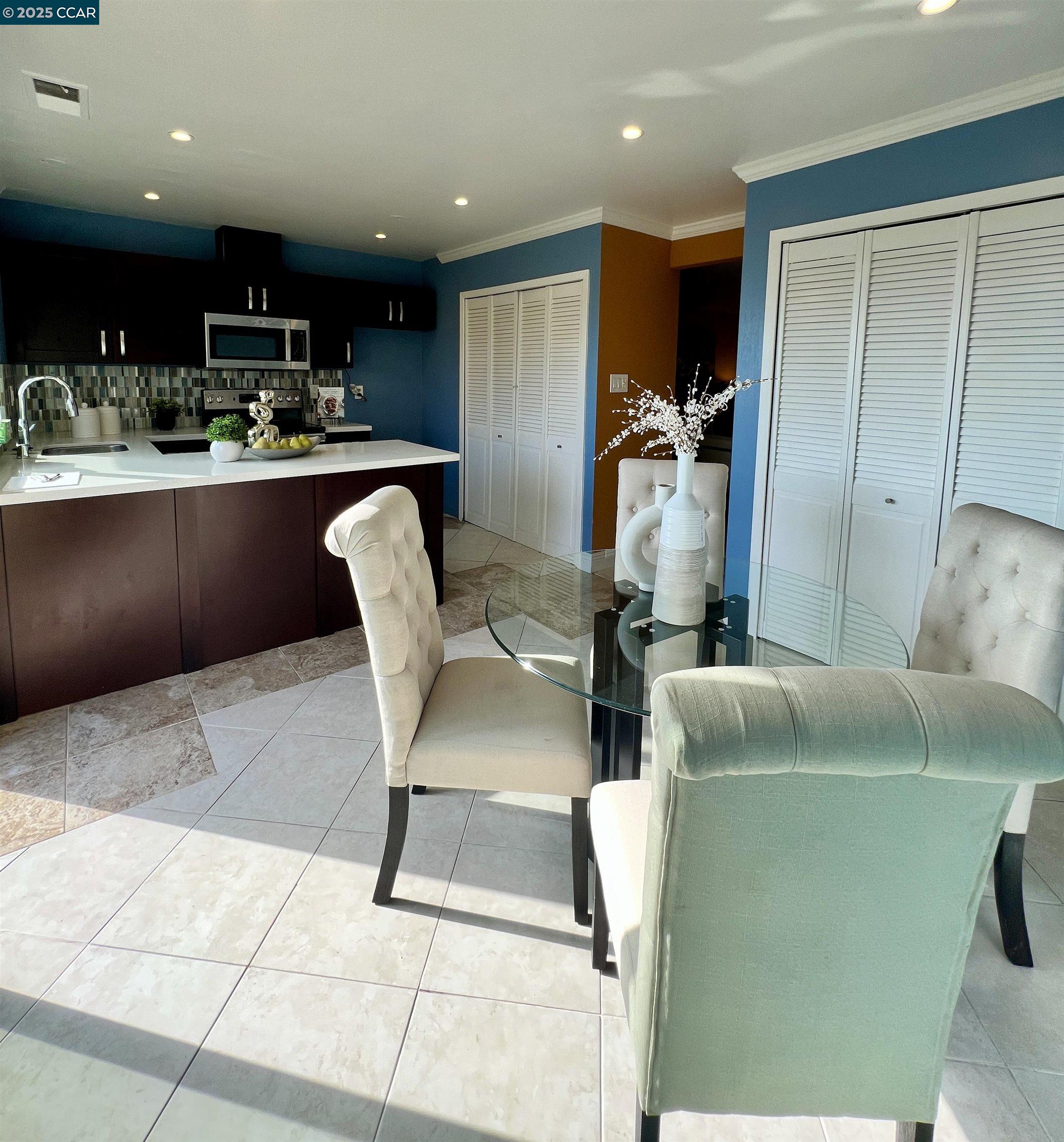 Detail Gallery Image 52 of 60 For 627 Hickey Blvd #D,  Pacifica,  CA 94044 - 2 Beds | 1/1 Baths