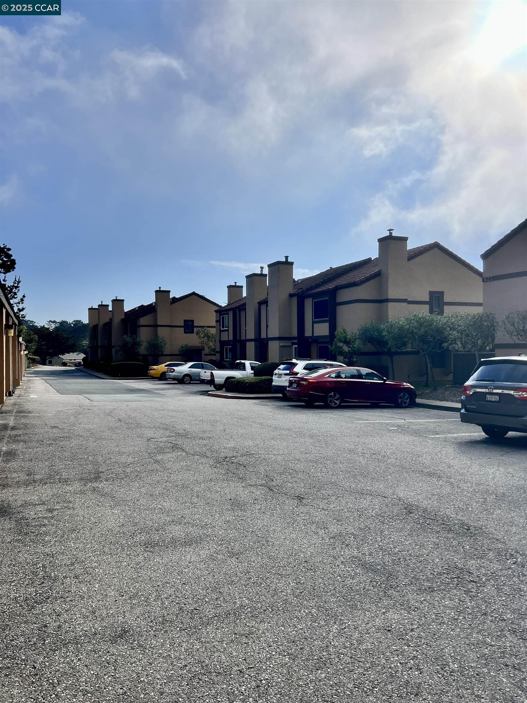 Detail Gallery Image 60 of 60 For 627 Hickey Blvd #D,  Pacifica,  CA 94044 - 2 Beds | 1/1 Baths