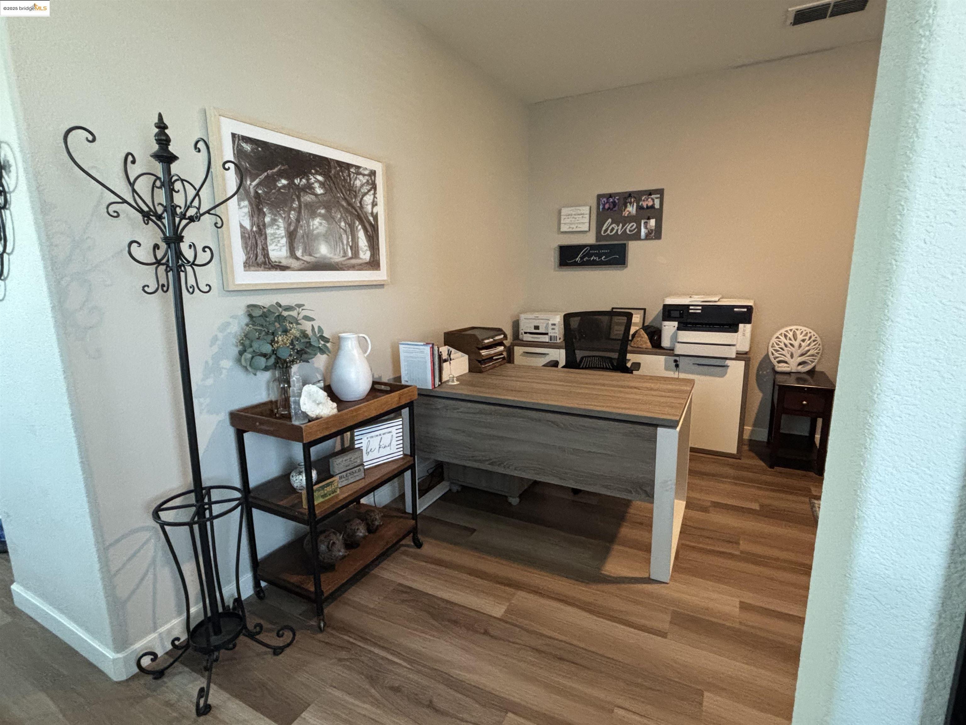 Detail Gallery Image 4 of 45 For 2107 Lavender Pl, Rio Vista,  CA 94571 - 3 Beds | 2 Baths