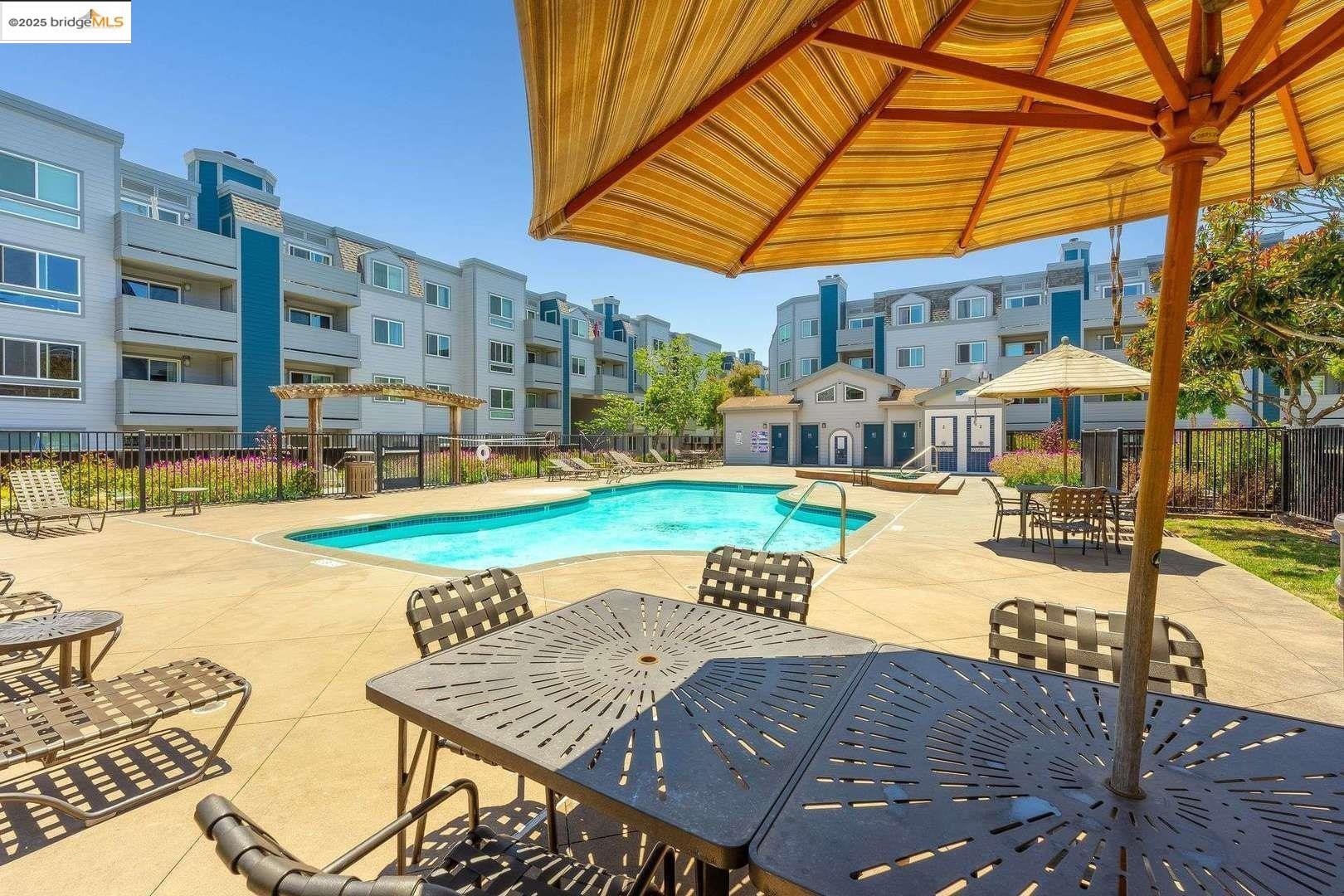 Detail Gallery Image 30 of 35 For 6400 Christie Ave #5109,  Emeryville,  CA 94608 - 0 Beds | 1 Baths