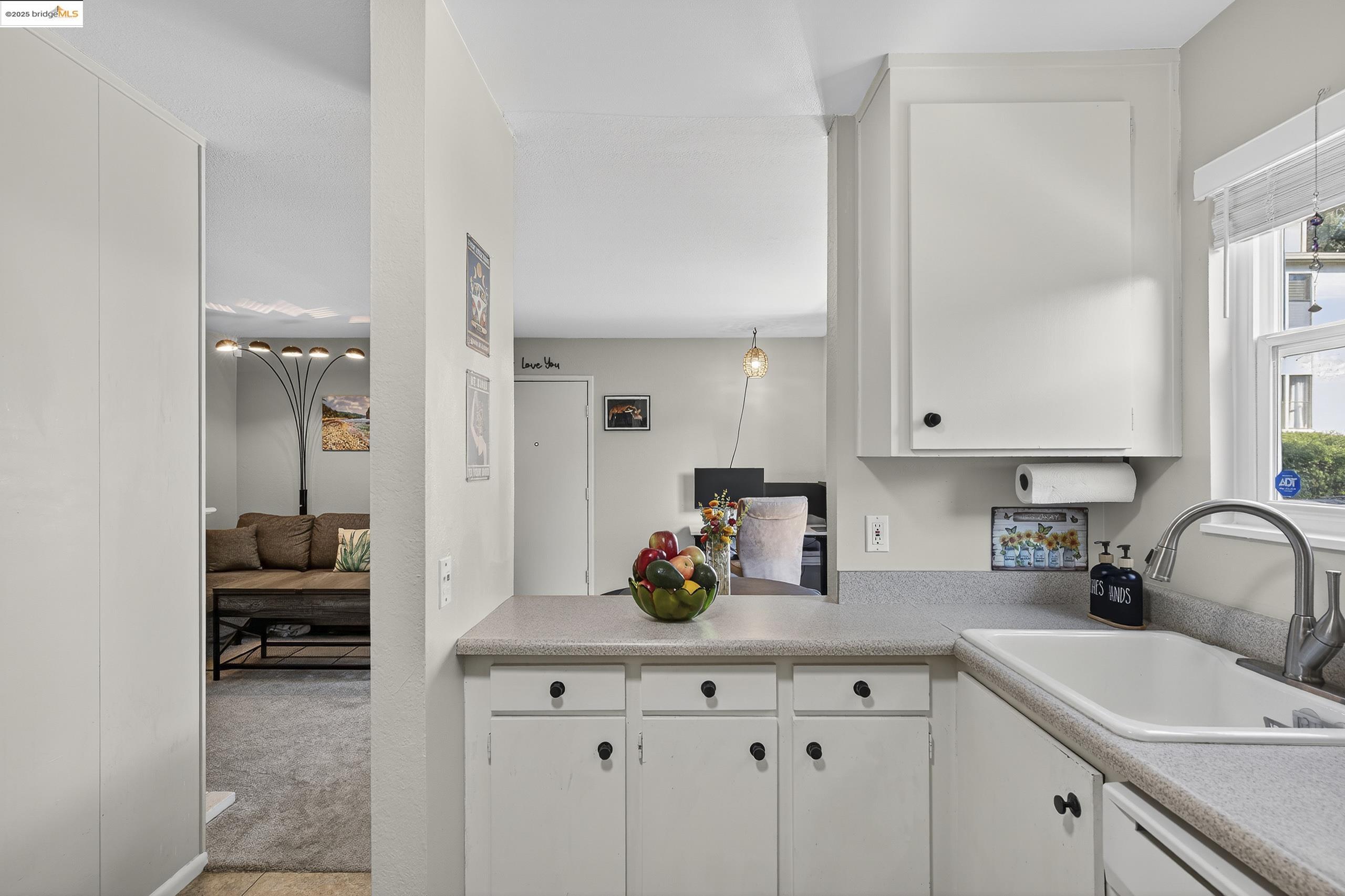Photo #12: 41115669 Listing: Photo #12
