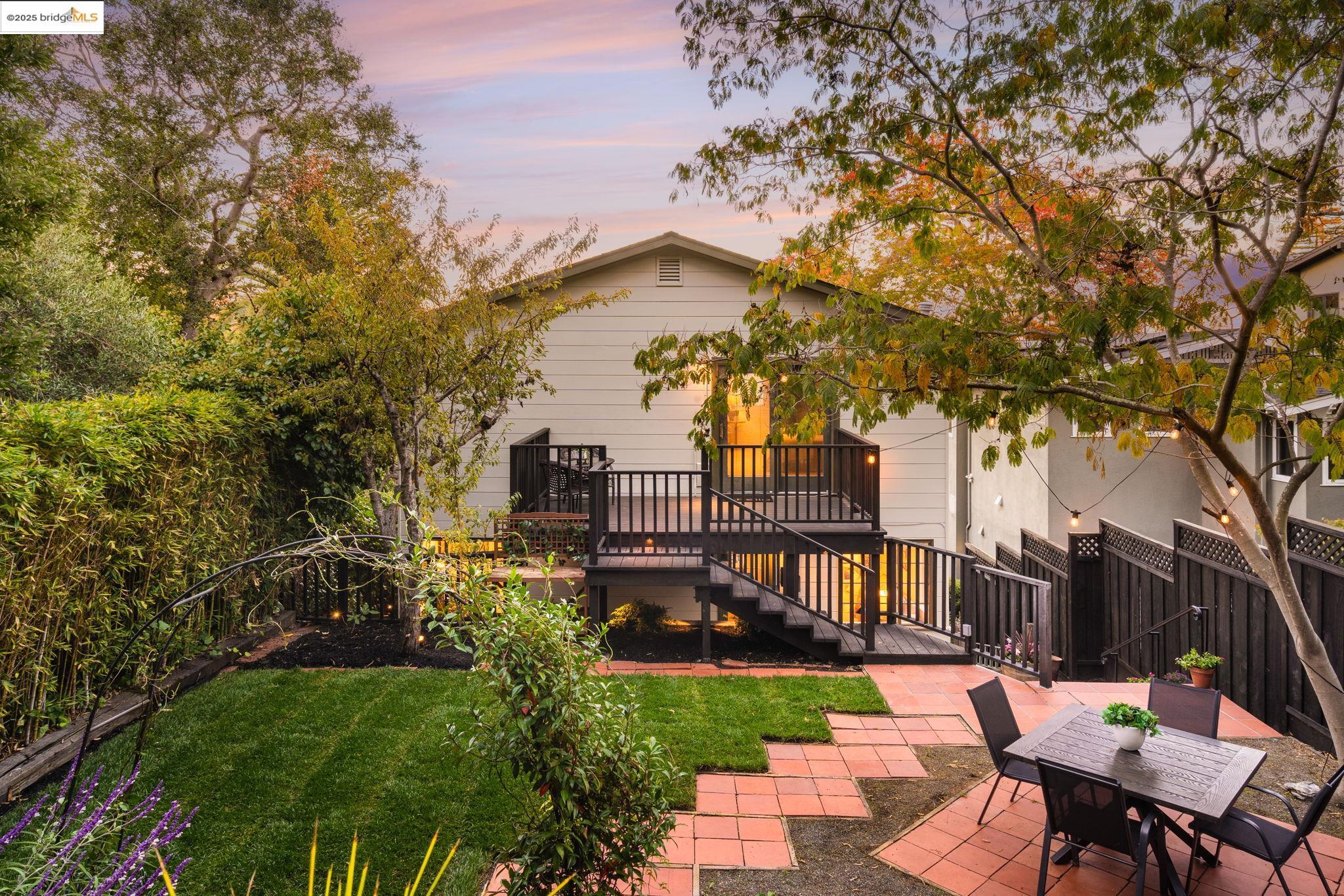 Detail Gallery Image 41 of 42 For 29 Cambridge Way, Piedmont,  CA 94611 - 4 Beds | 3 Baths