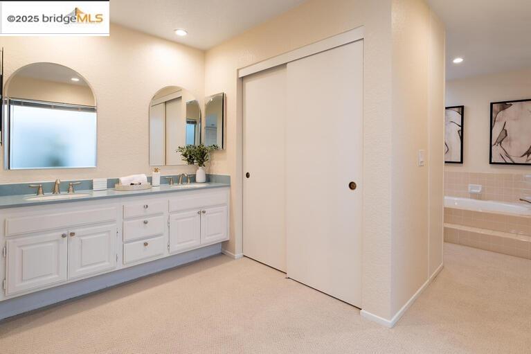 Detail Gallery Image 30 of 52 For 147 Cumberland Way, Alameda,  CA 94502 - 3 Beds | 2/1 Baths