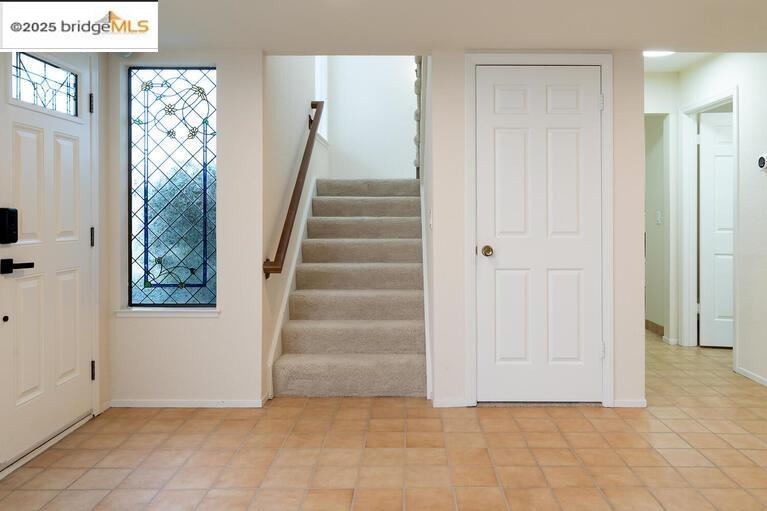 Detail Gallery Image 37 of 52 For 147 Cumberland Way, Alameda,  CA 94502 - 3 Beds | 2/1 Baths