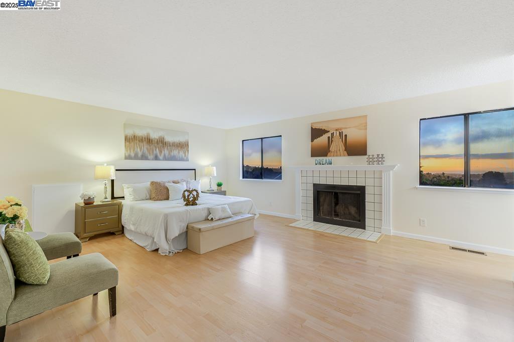 Detail Gallery Image 31 of 52 For 109 Oak Ct, Hercules,  CA 94547 - 4 Beds | 3 Baths