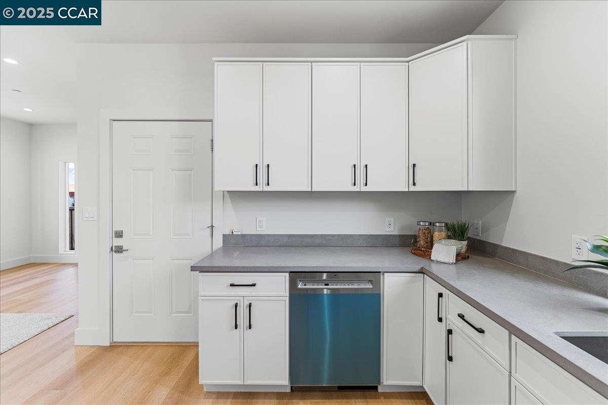 Detail Gallery Image 17 of 39 For 1932 California Ave, San Pablo,  CA 94806 - 3 Beds | 2 Baths