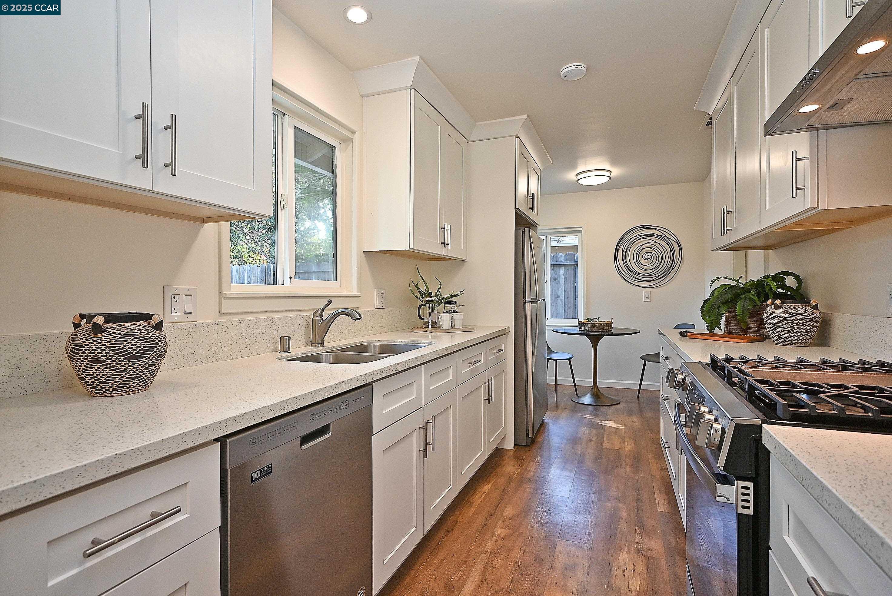 Detail Gallery Image 20 of 30 For 107 Doris Dr, Pleasant Hill,  CA 94523 - 3 Beds | 1 Baths