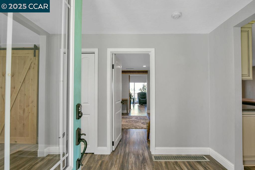 Detail Gallery Image 11 of 57 For 2280 Concord Ave, Brentwood,  CA 94513 - 5 Beds | 3/1 Baths