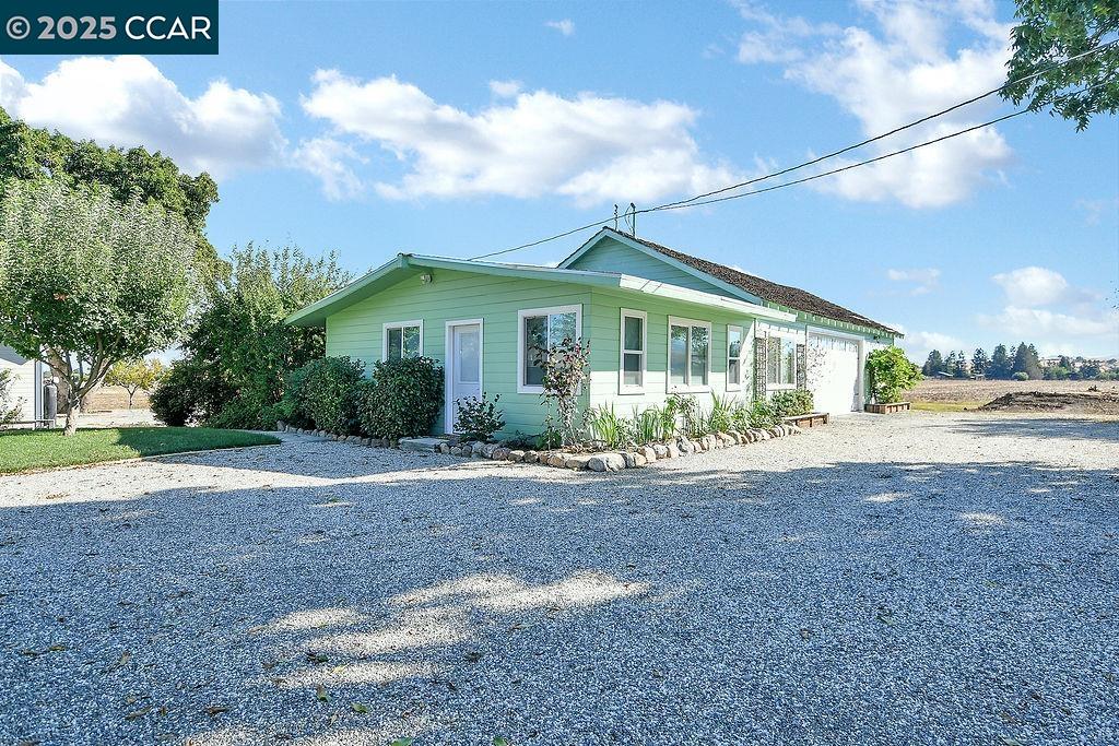 Detail Gallery Image 36 of 57 For 2280 Concord Ave, Brentwood,  CA 94513 - 5 Beds | 3/1 Baths