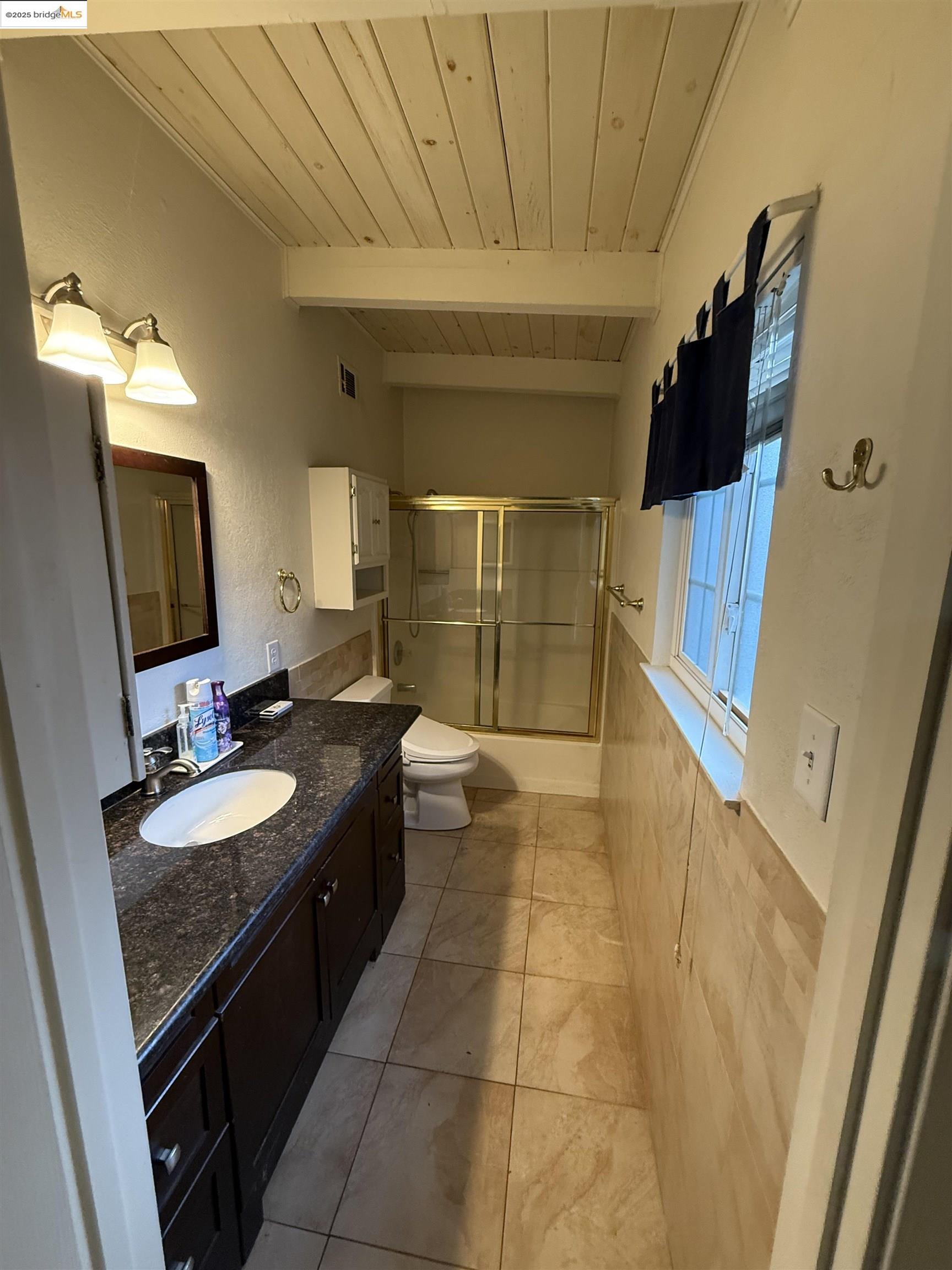 Detail Gallery Image 18 of 32 For 1735 David Ave, Concord,  CA 94518 - 4 Beds | 2 Baths