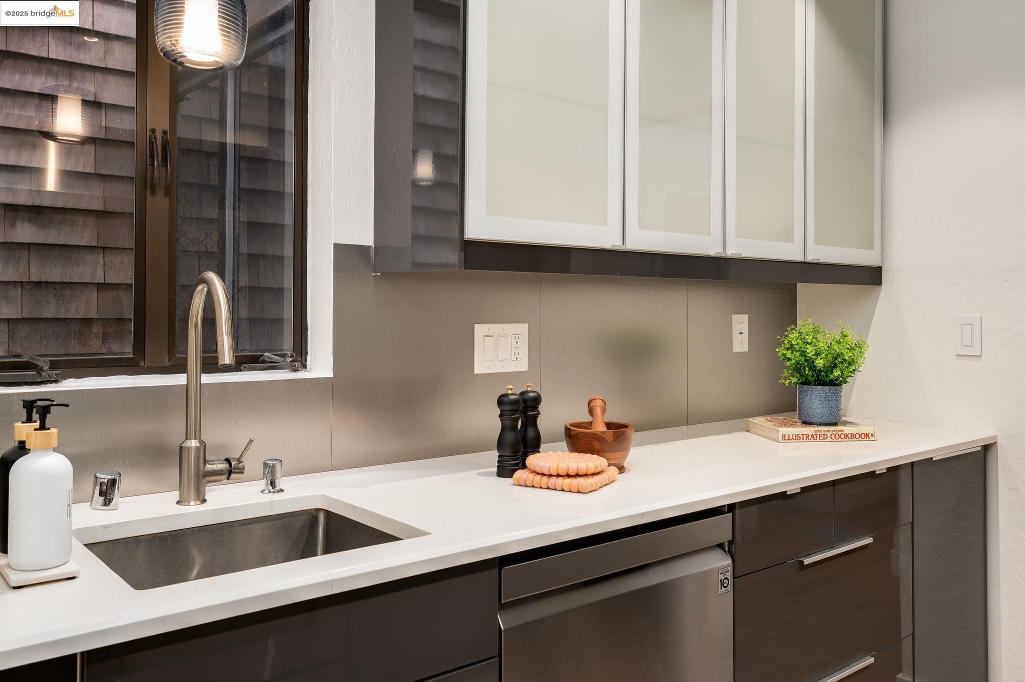 Photo #18: 41115728 Listing: Photo #18