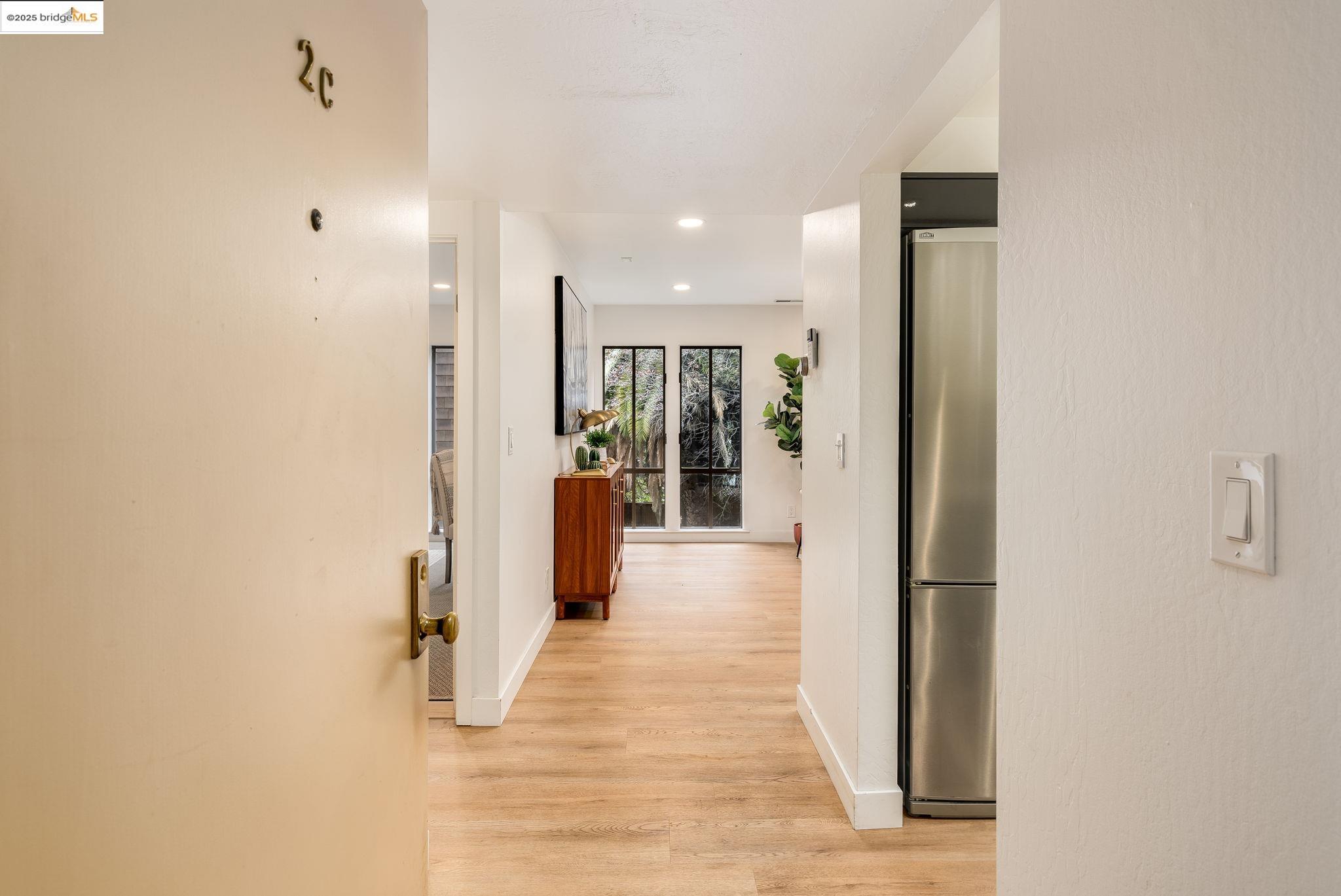 Photo #4: 41115728 Listing: Photo #4