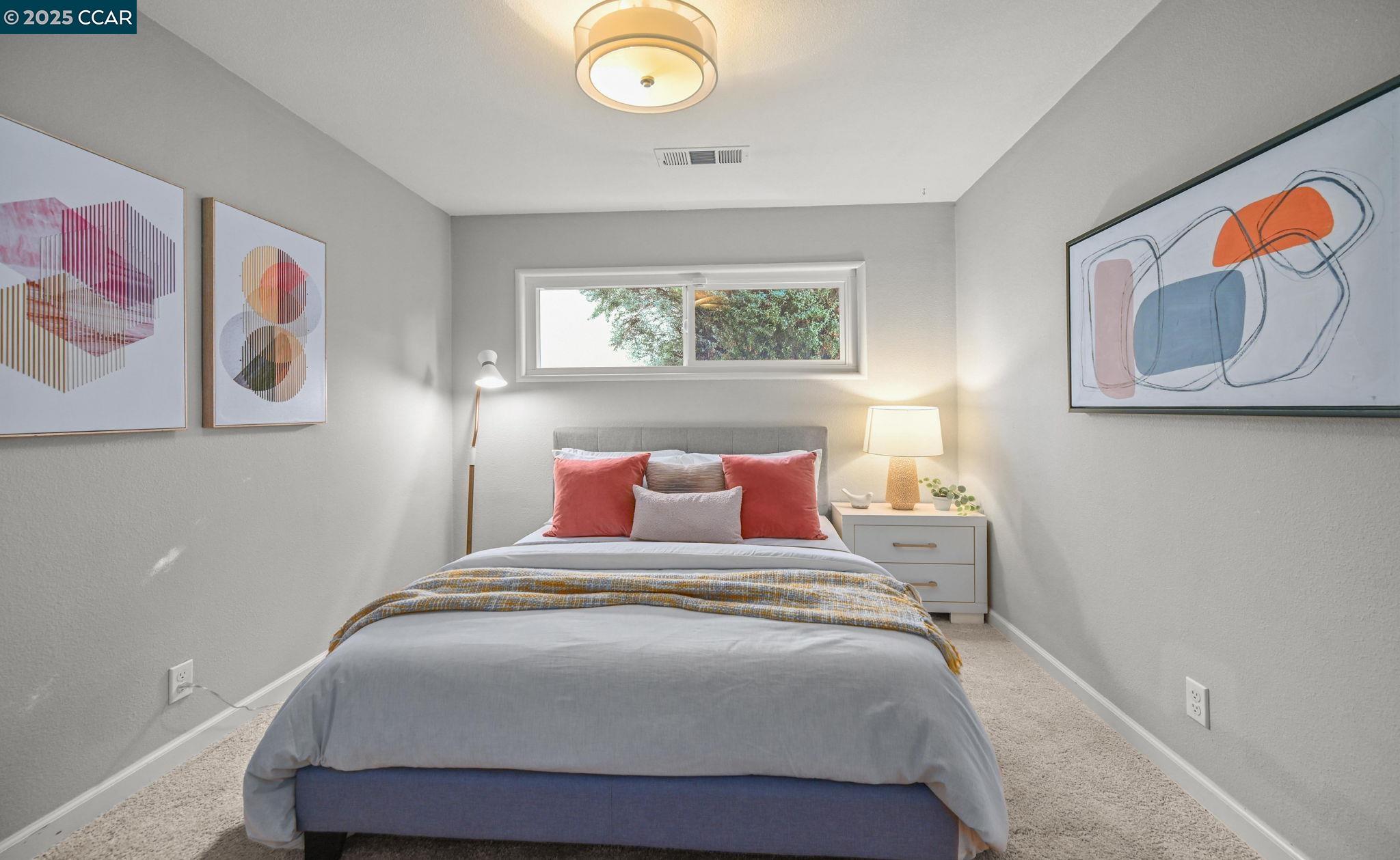 Detail Gallery Image 15 of 40 For 2050 5th Avenue, Concord,  CA 94518 - 3 Beds | 2 Baths