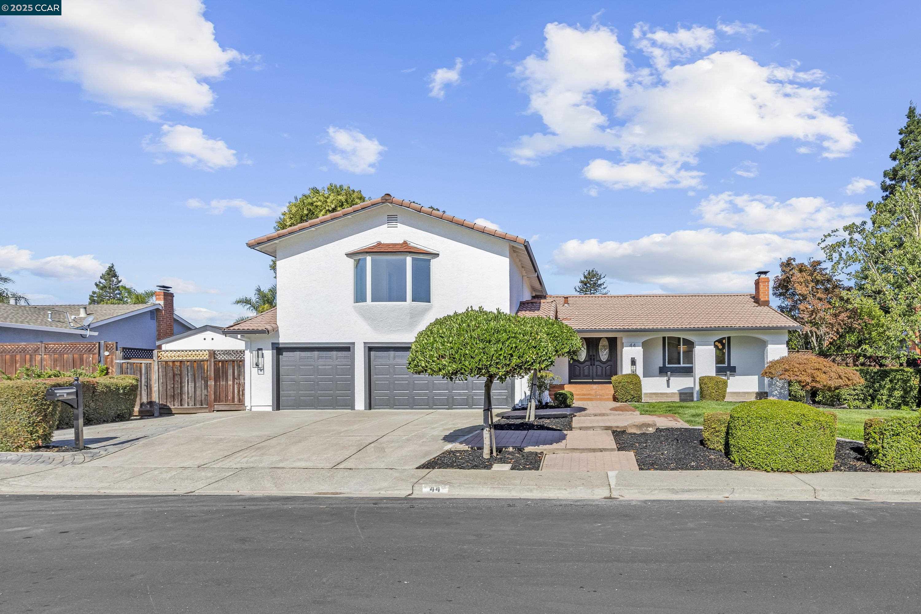 Front Image Thumbnail for CC41115733