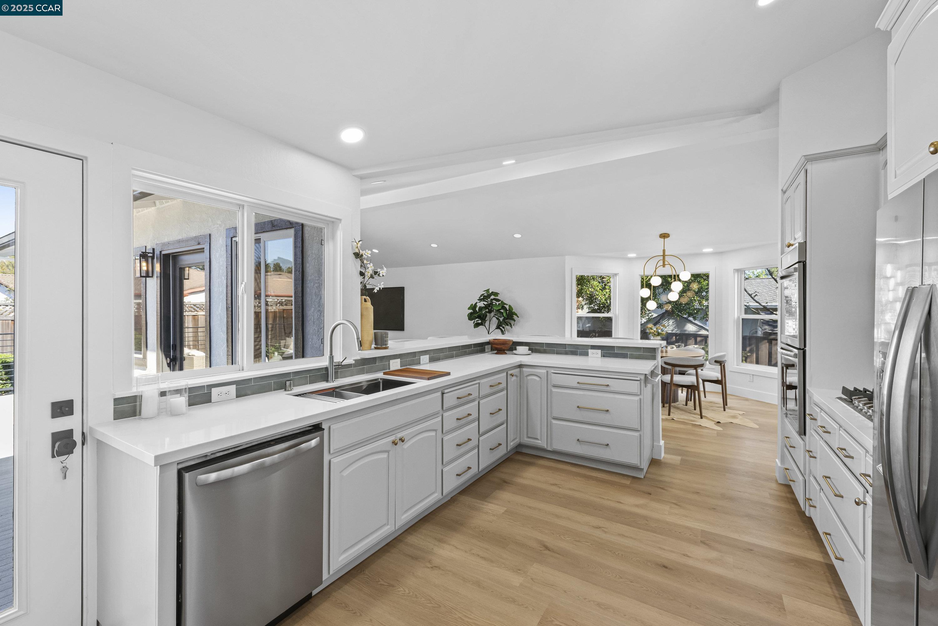 Detail Gallery Image 6 of 34 For 44 Dos Rios Ct, San Ramon,  CA 94583 - 4 Beds | 3 Baths