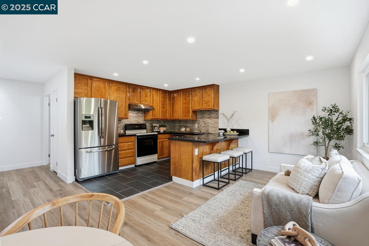 Photo #7: 41115738 Listing: Photo #7