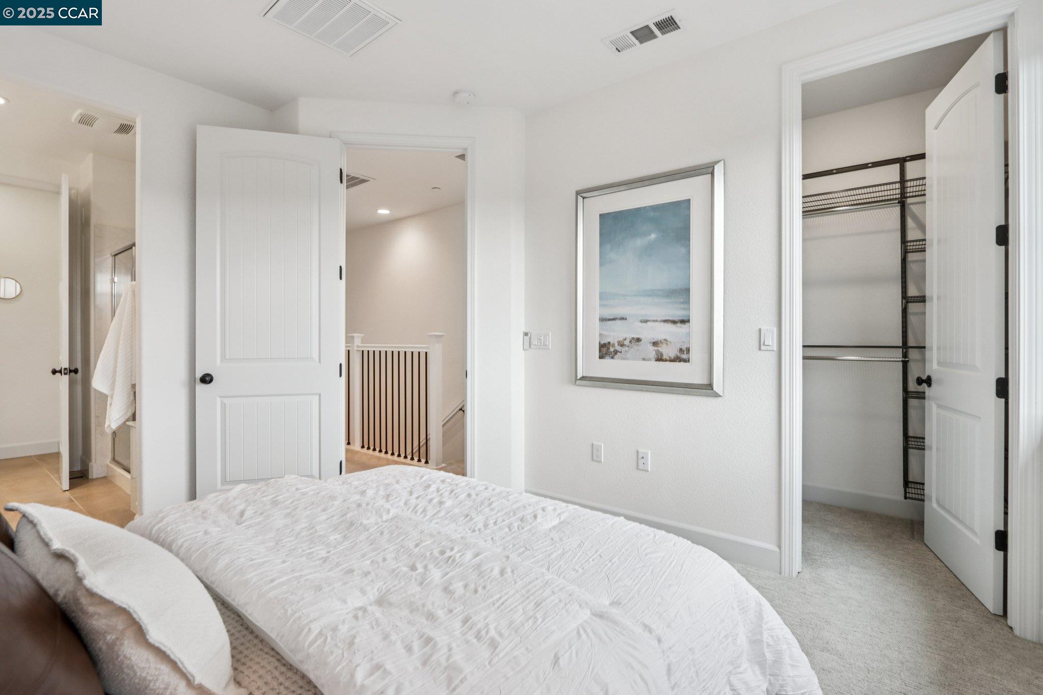 Photo #8: 41115742 Listing: Photo #8