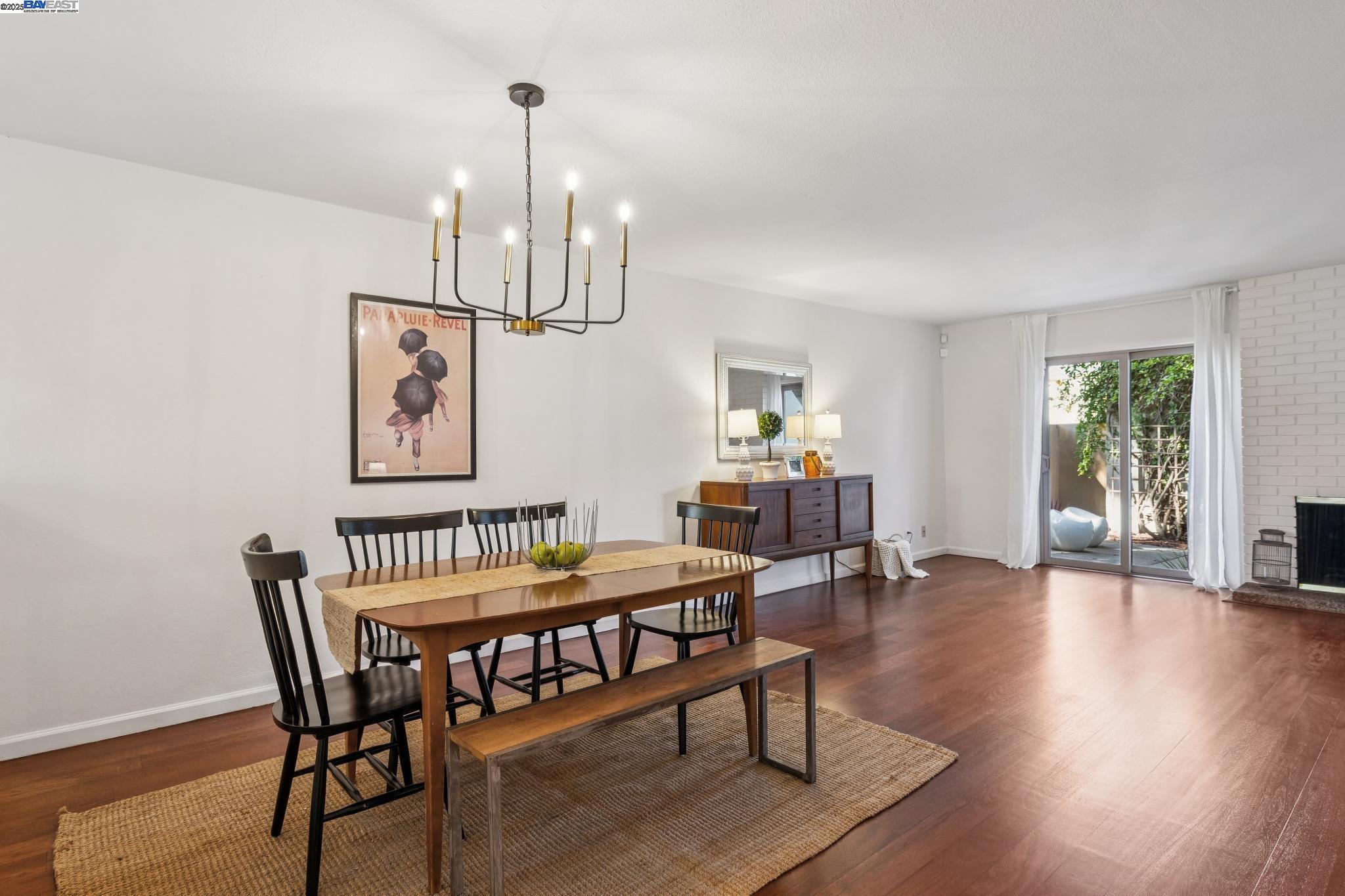 Photo #2: 41115743 Listing: Photo #2